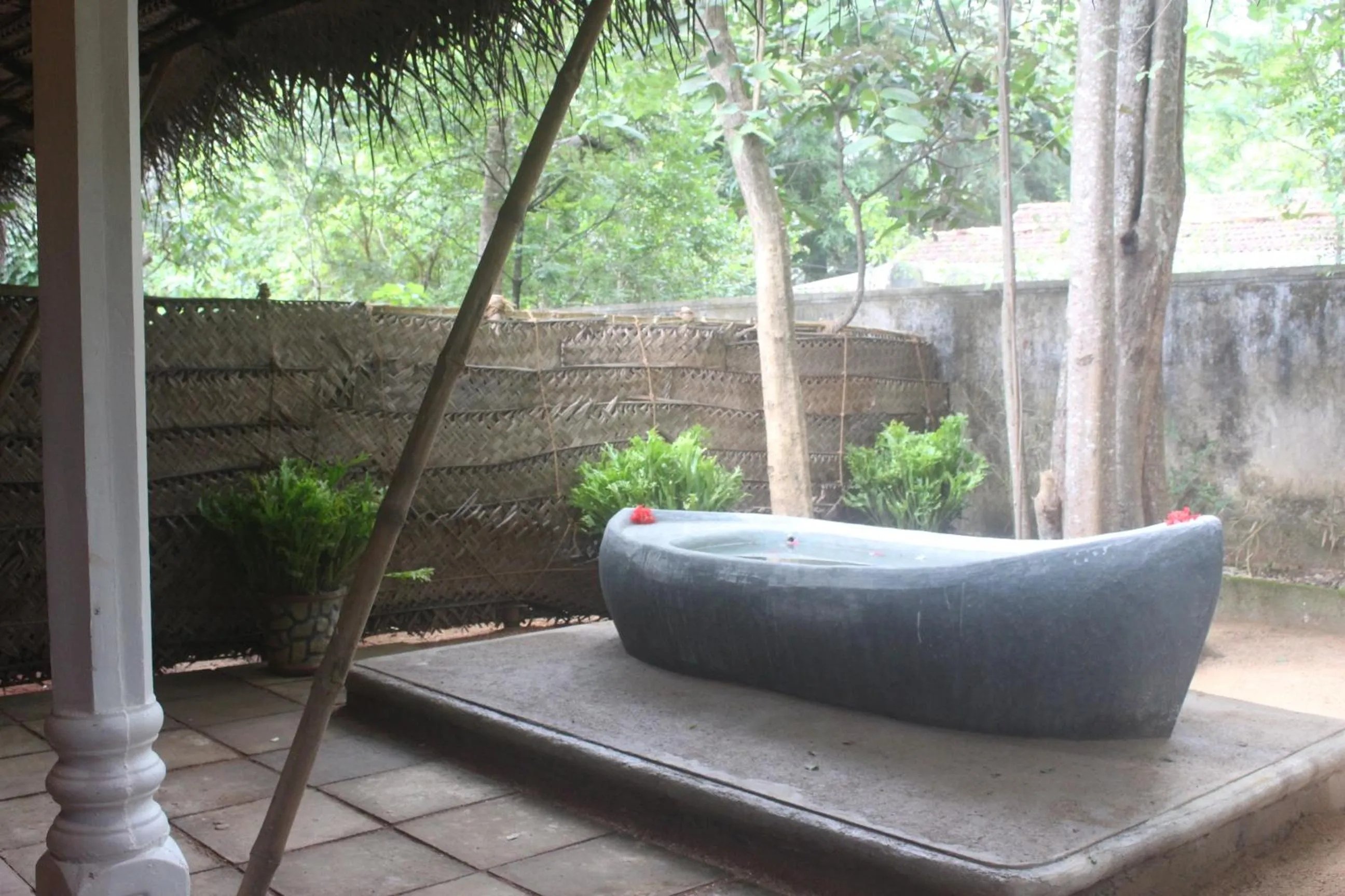 Hot Tub in A4 Villa & Spa.