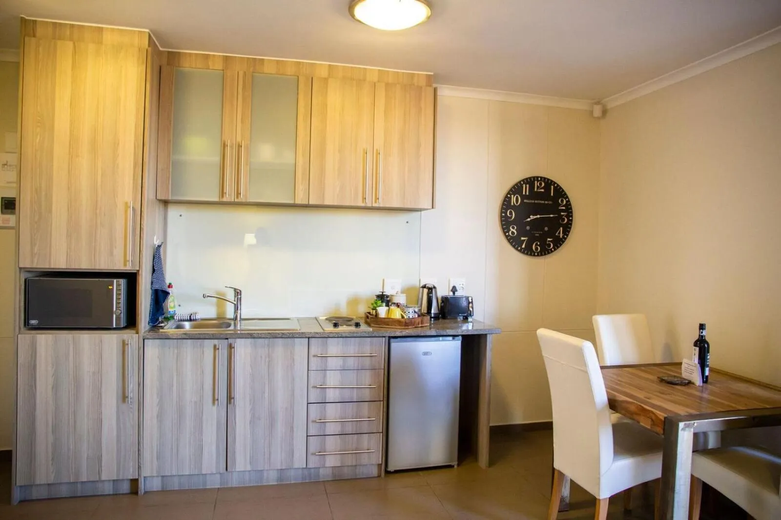 Kitchen or kitchenette in Desert Sands Boutique B&B | Self-Catering
