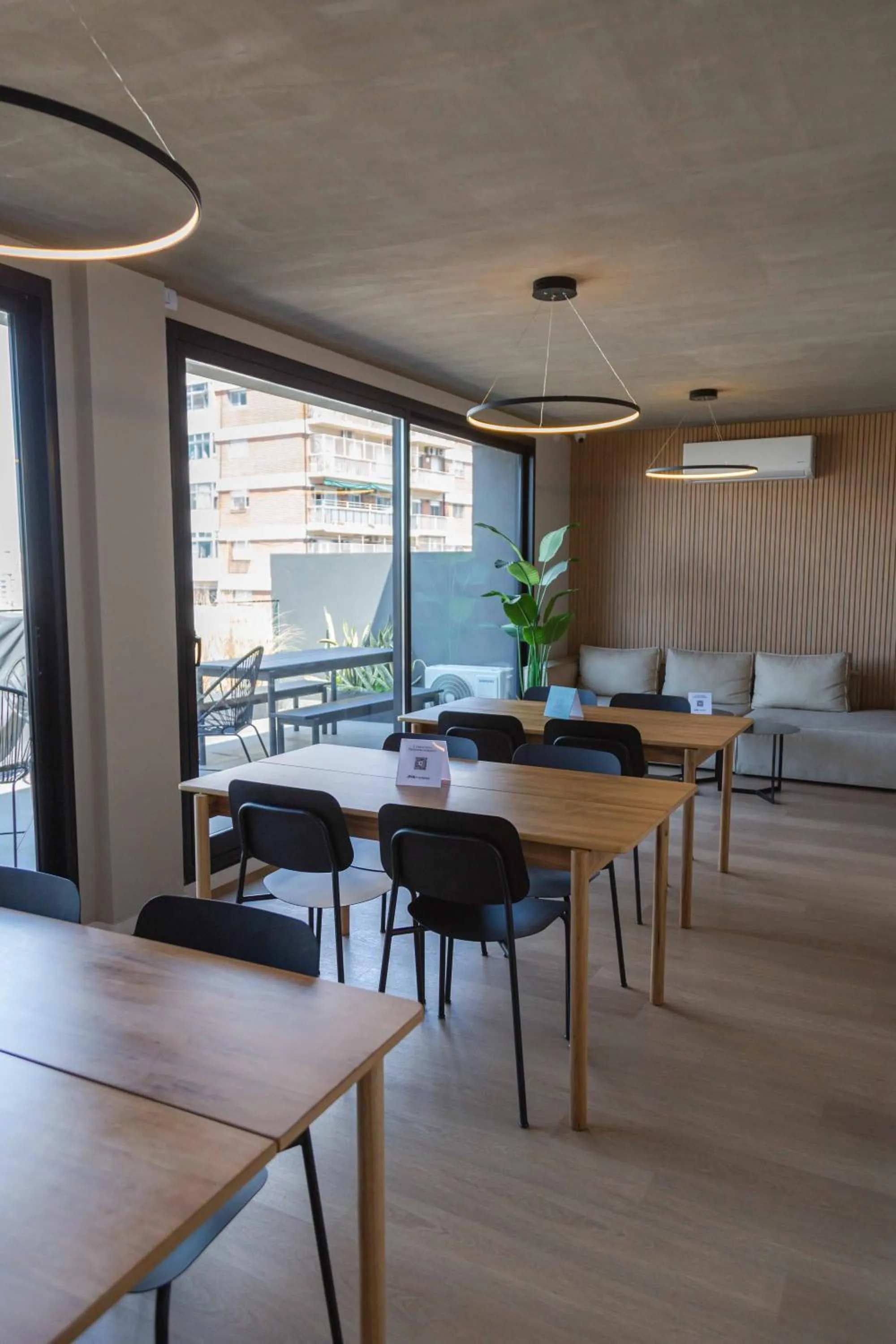 Business facilities in Milenia Soho by iPPA