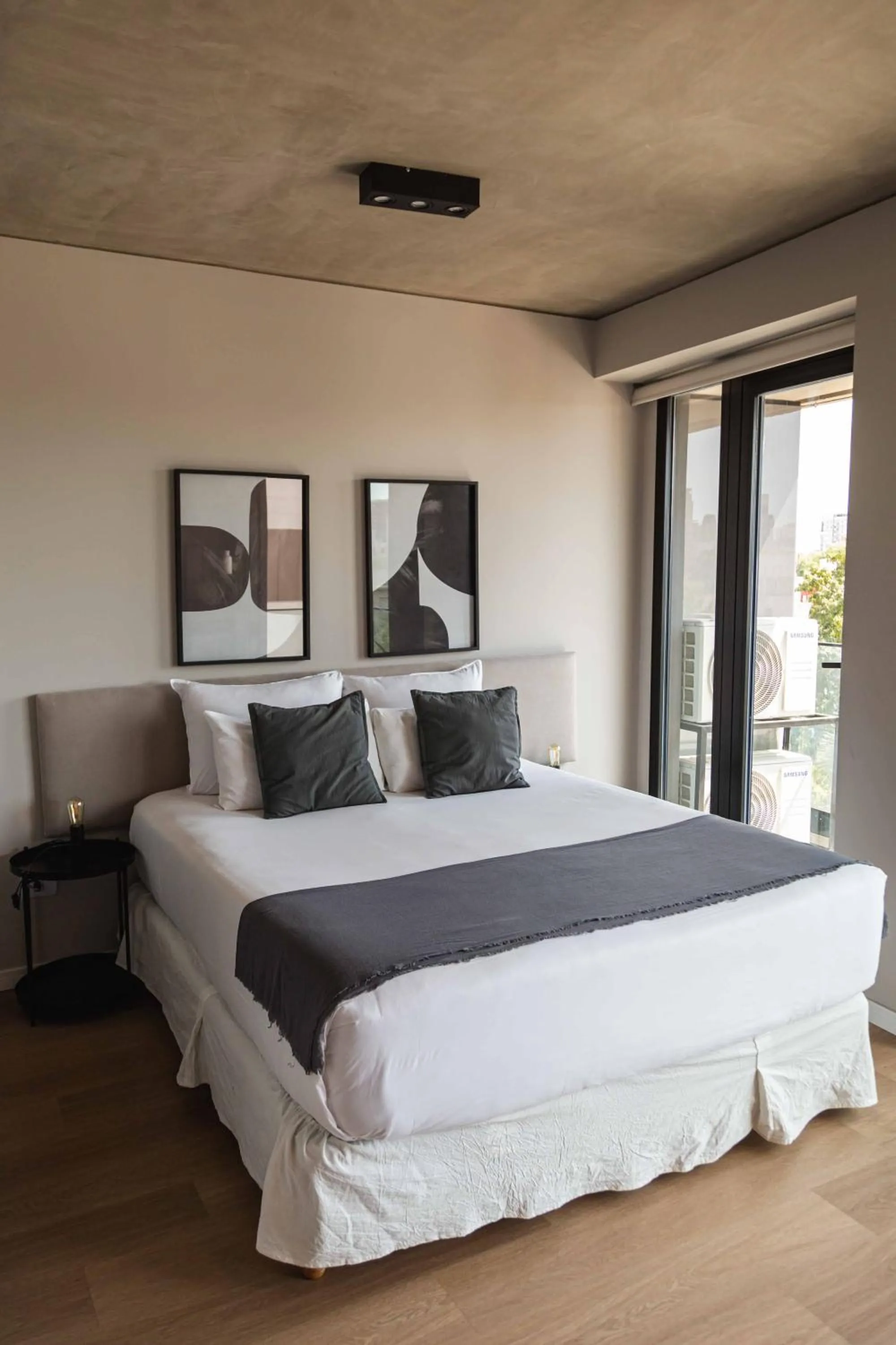 Bedroom, Bed in Milenia Soho by iPPA