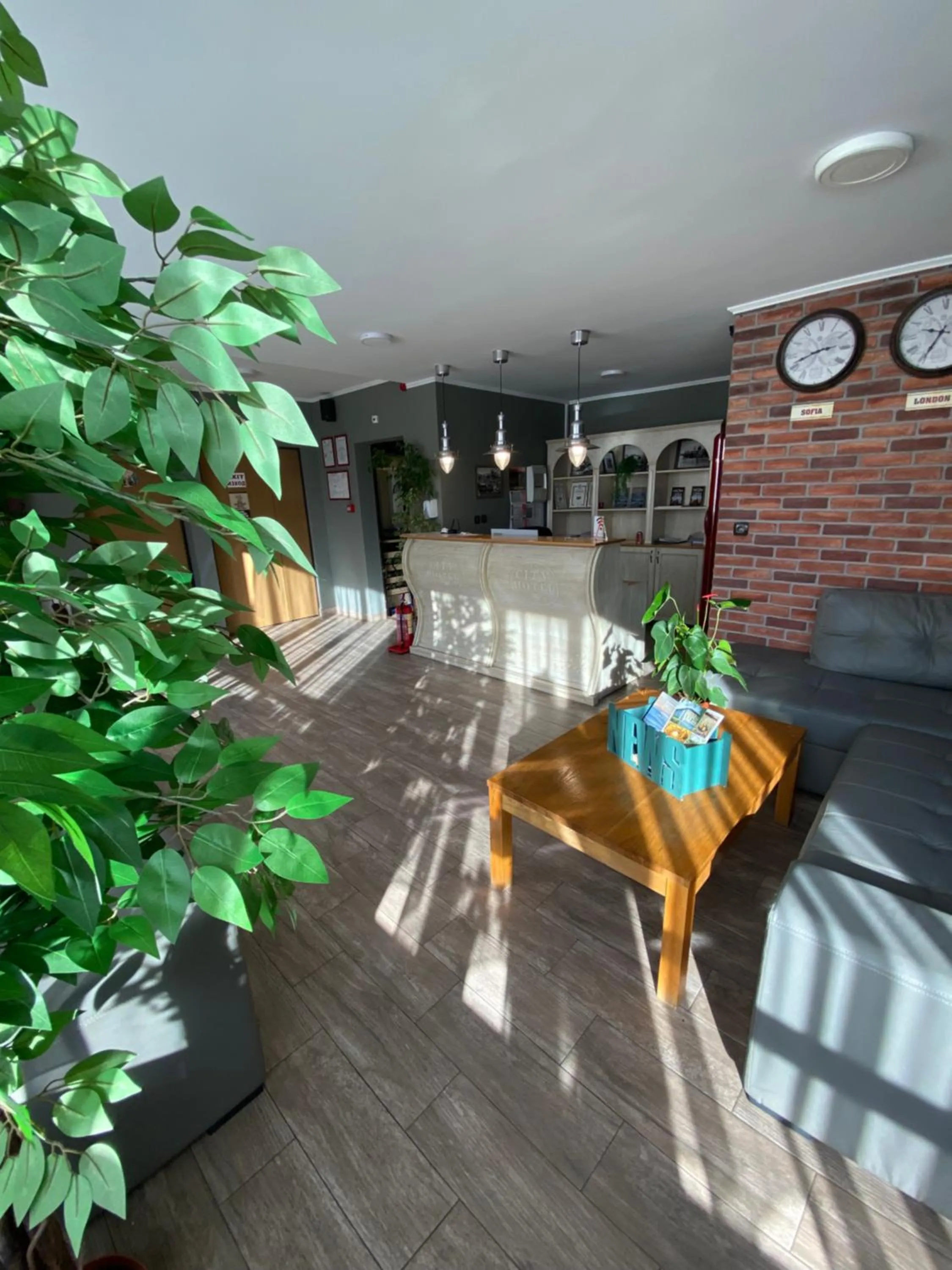 Living room in City Hotel