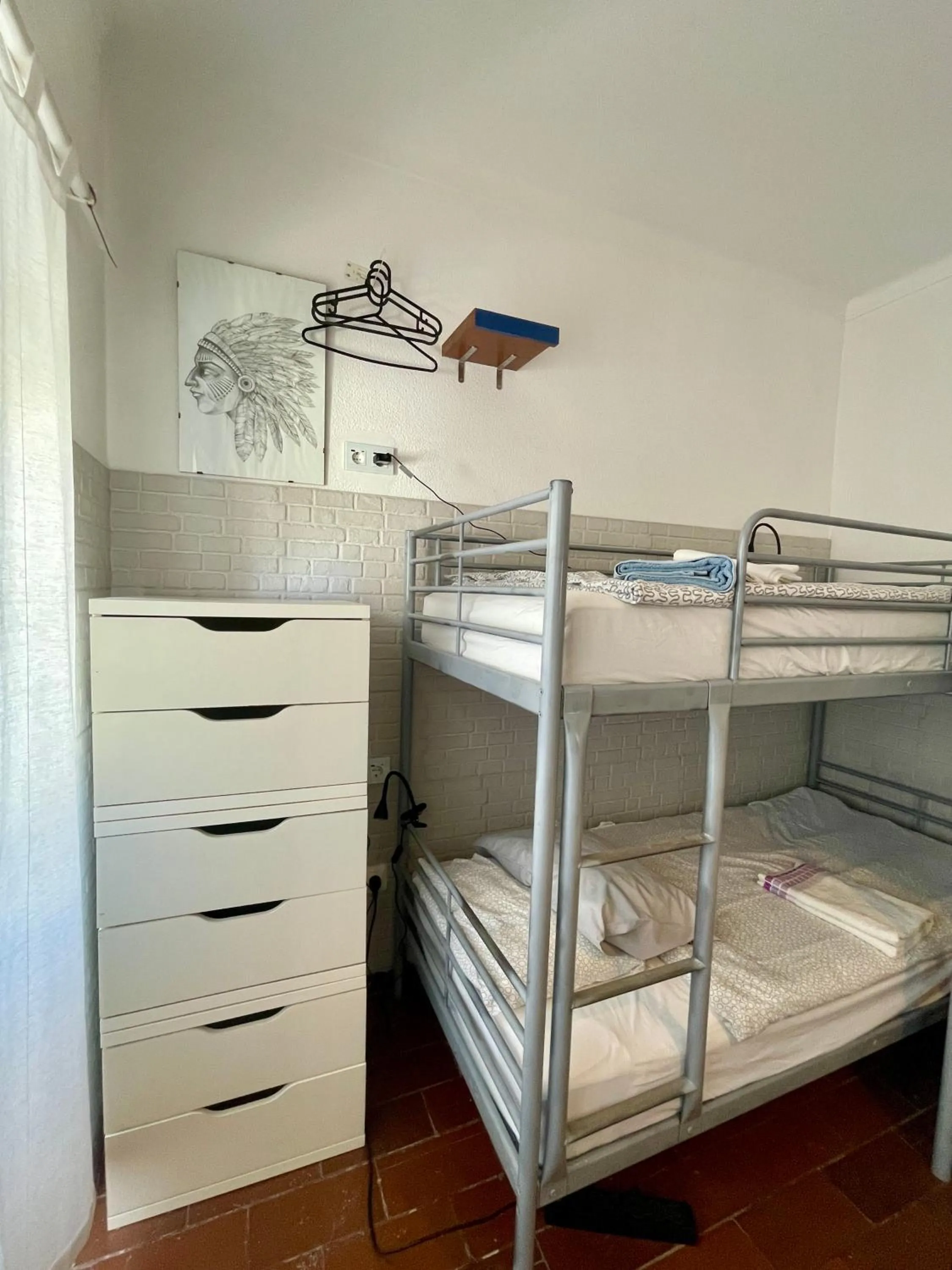 Bed in Native Surfhouse