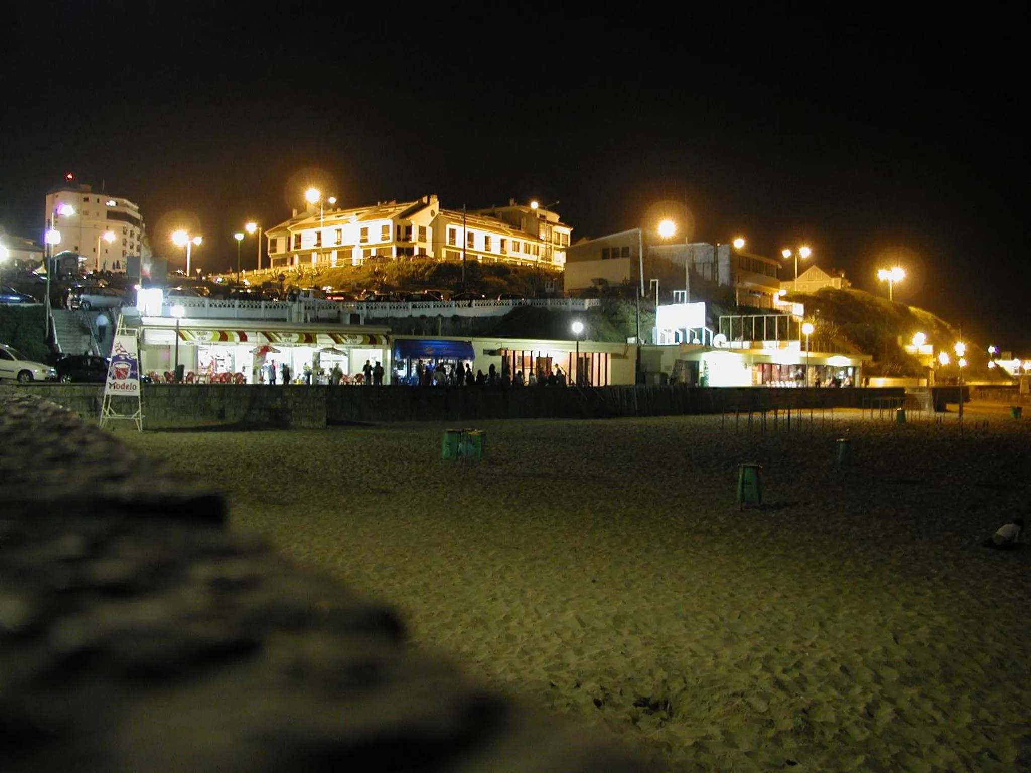 Nightclub / DJ in Native Surfhouse