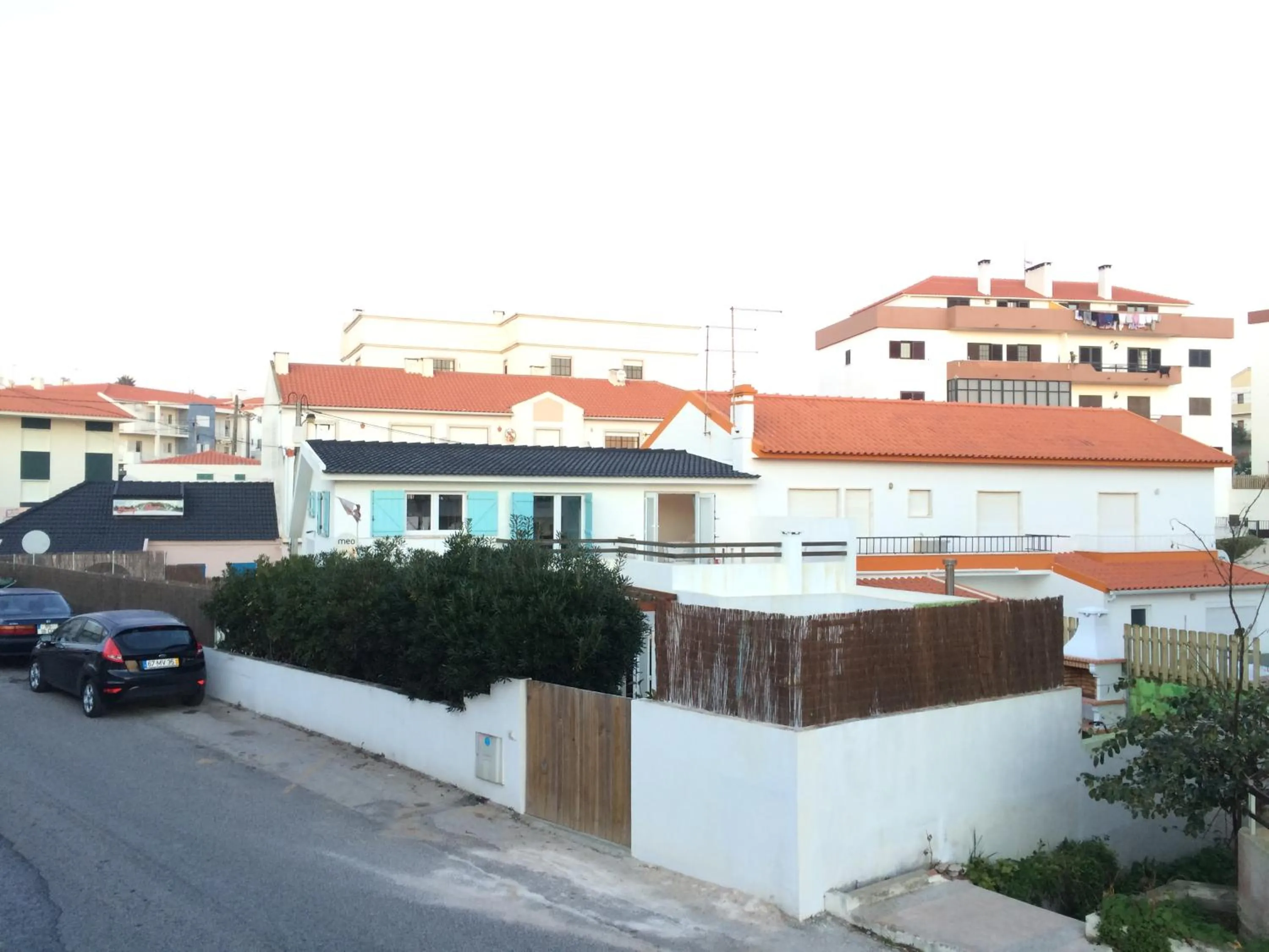 Property building in Native Surfhouse