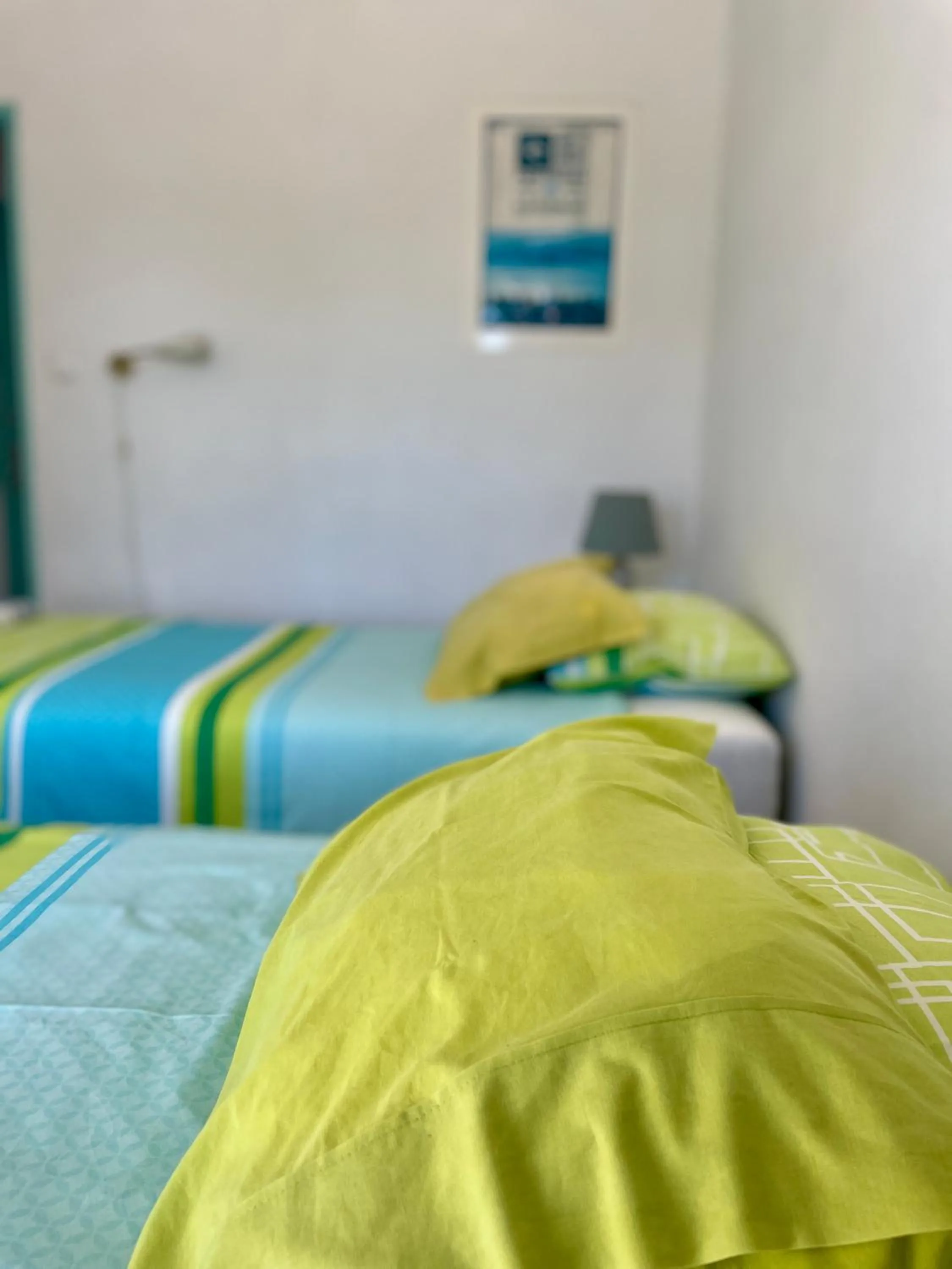 Bed in Native Surfhouse