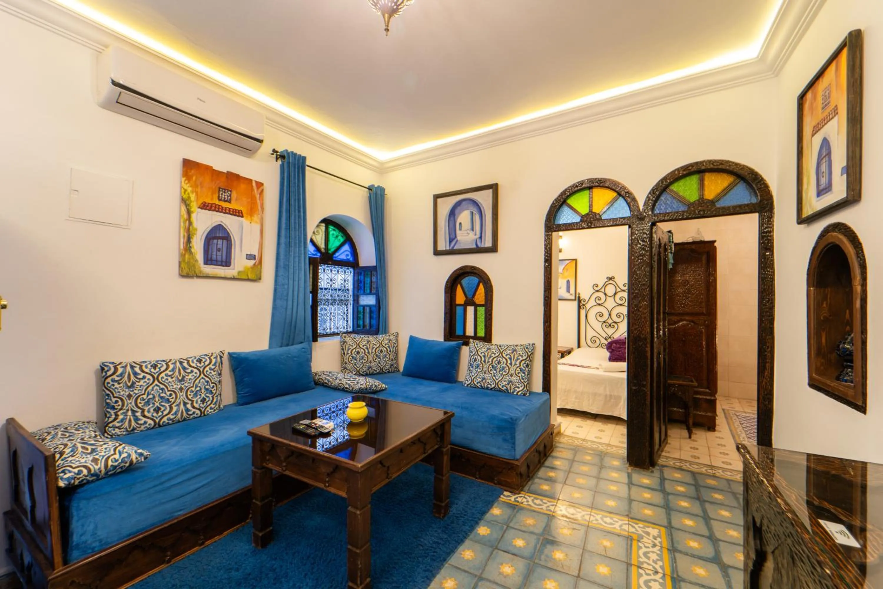 Living room in DAR NOKHBA INN