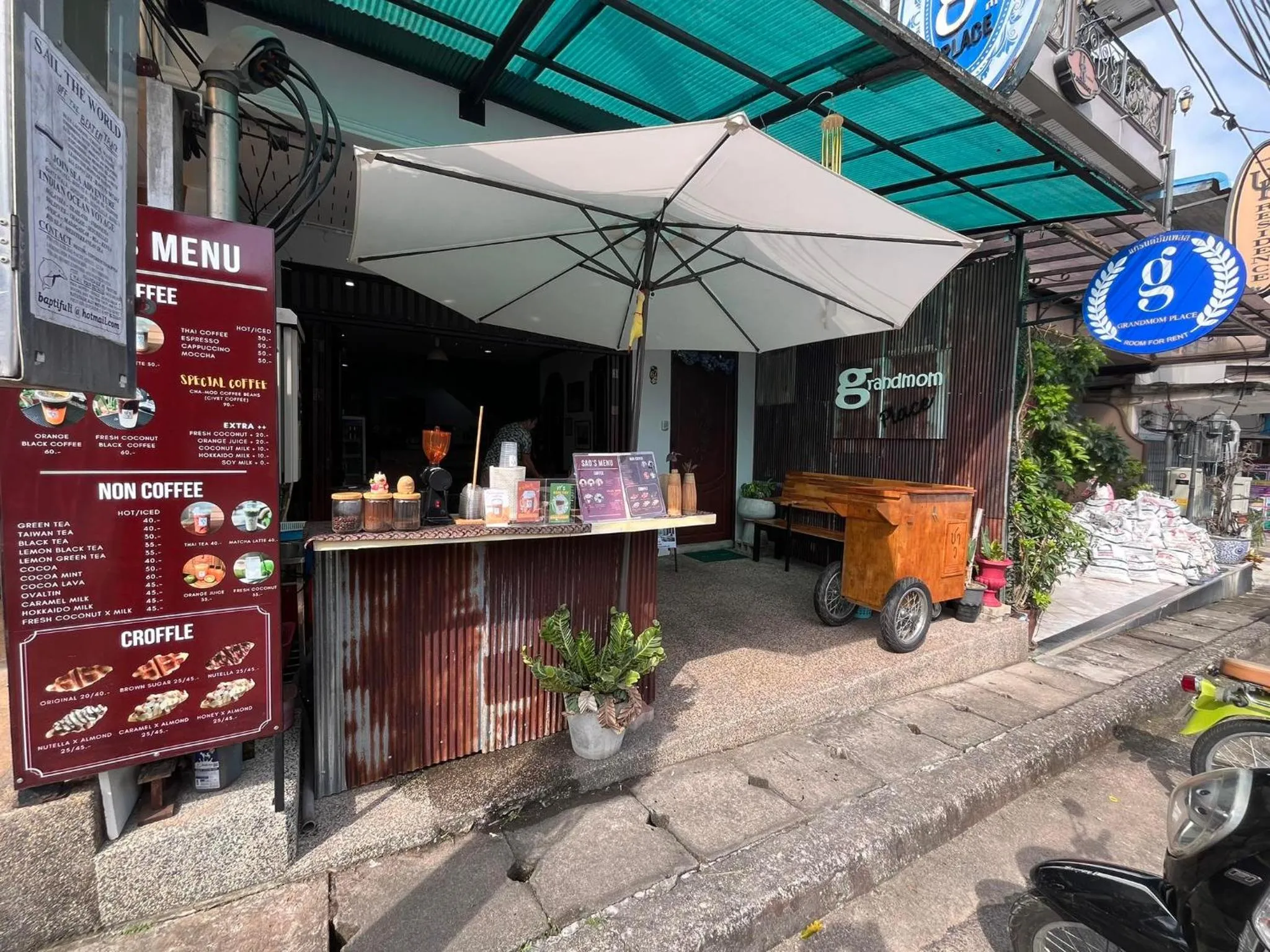 Property building in Grandmom Place