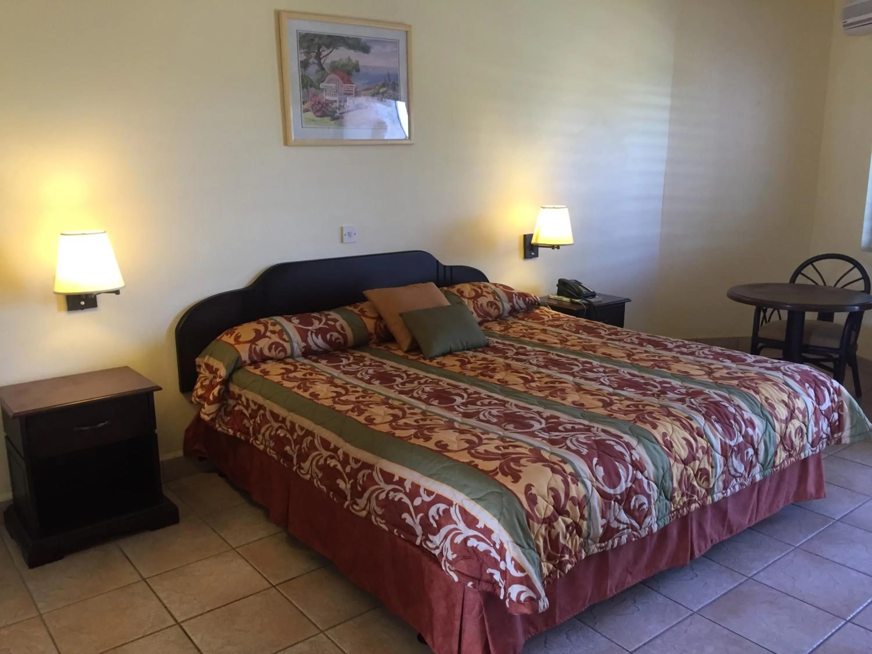 Photo of the whole room, Bed in Allamanda Beach Resort