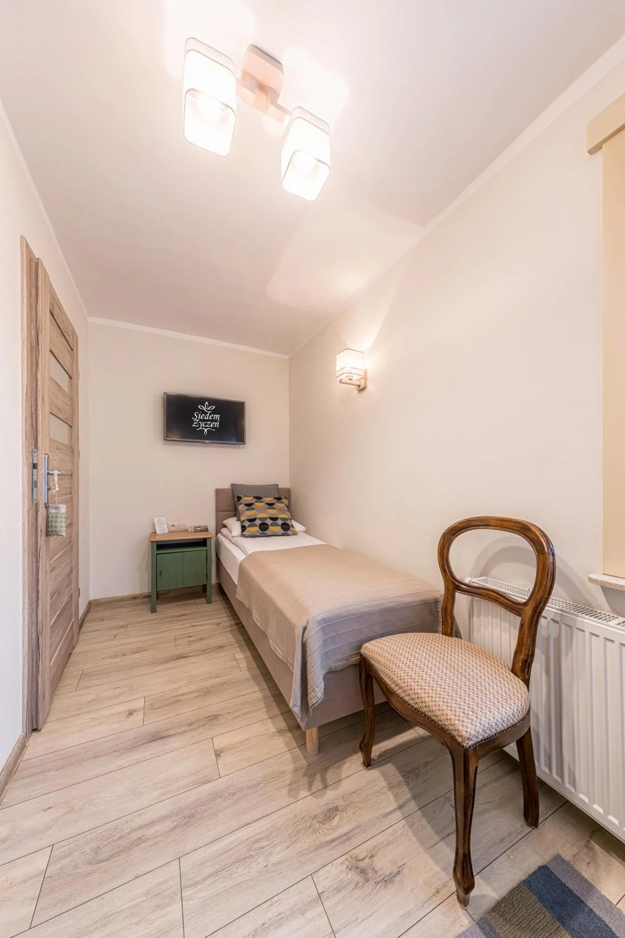 Bed in Siedem Życzeń