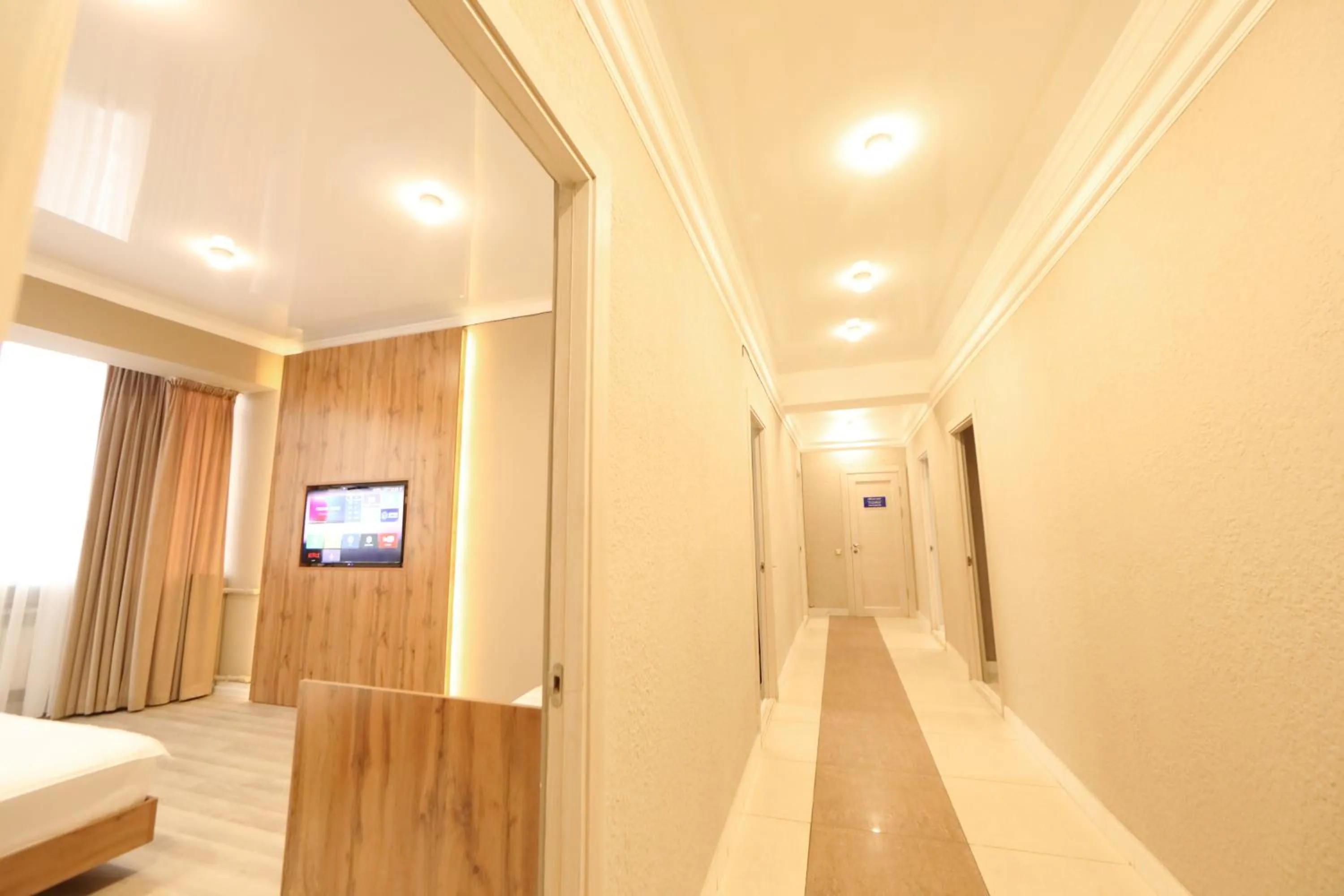 Property building, Bed in Cozy Hostel