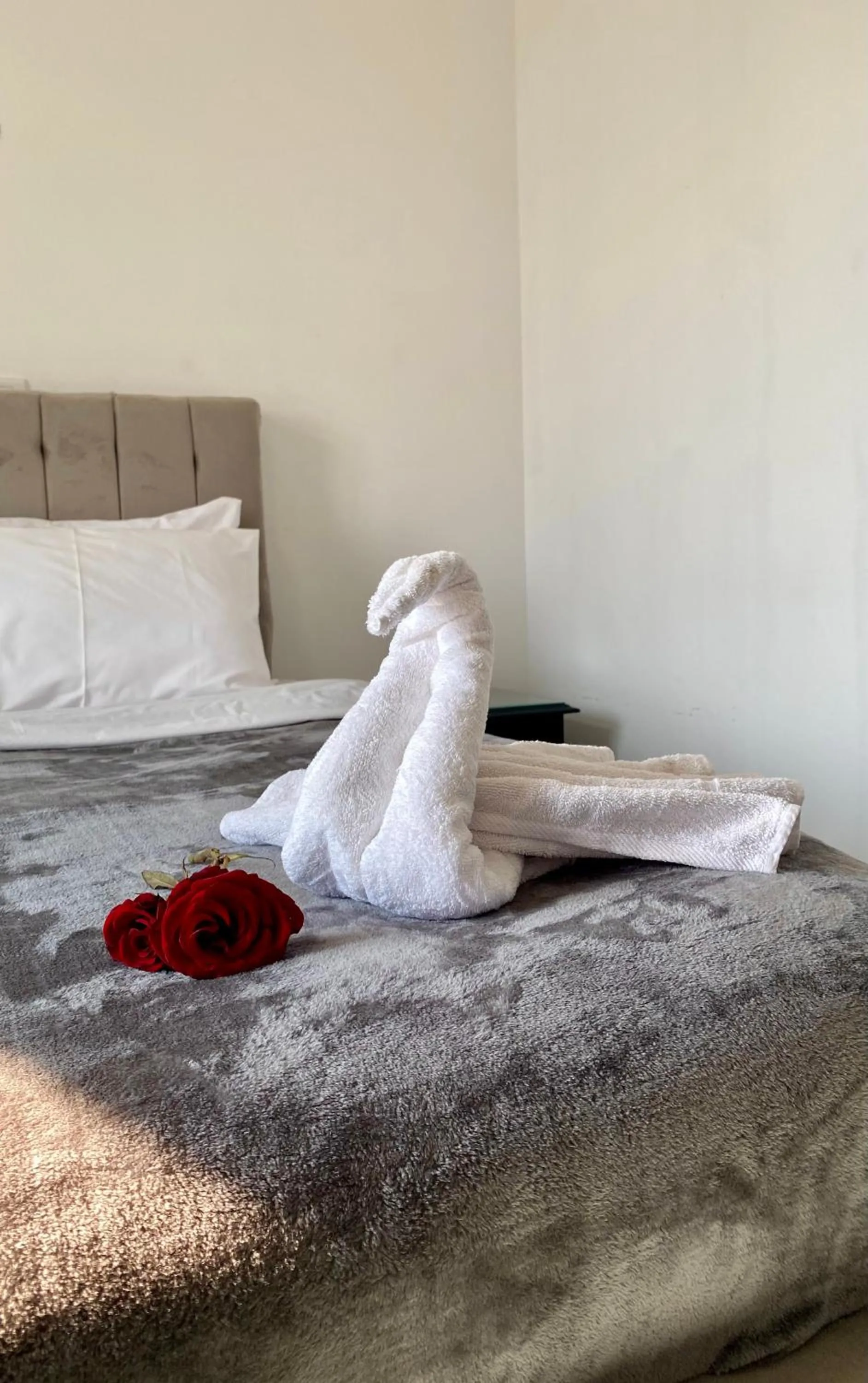 Bed in K Boutique Hotel MedSpa-Pyramids & Grand Egyptian Museum