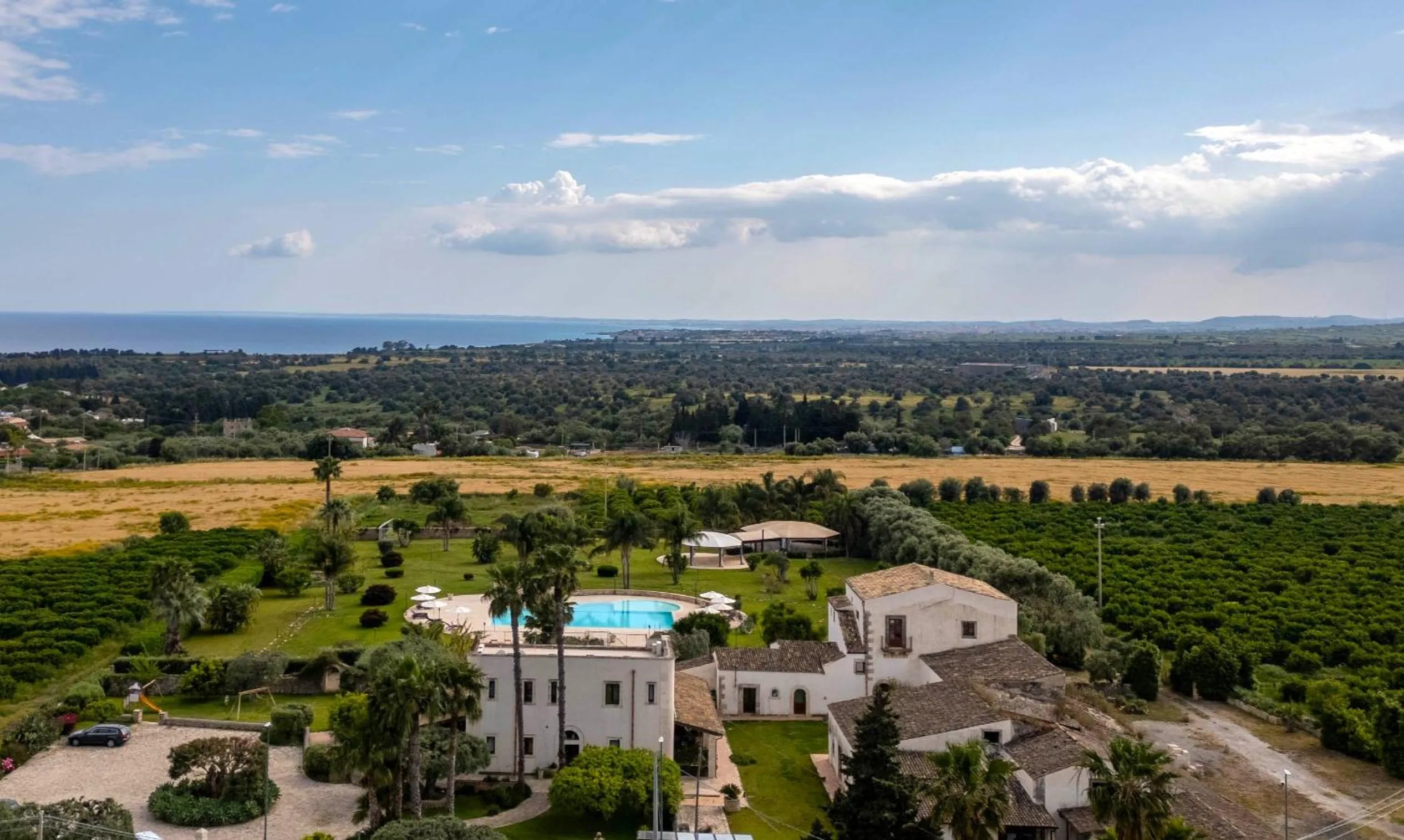 Property building in Casal Sikelio