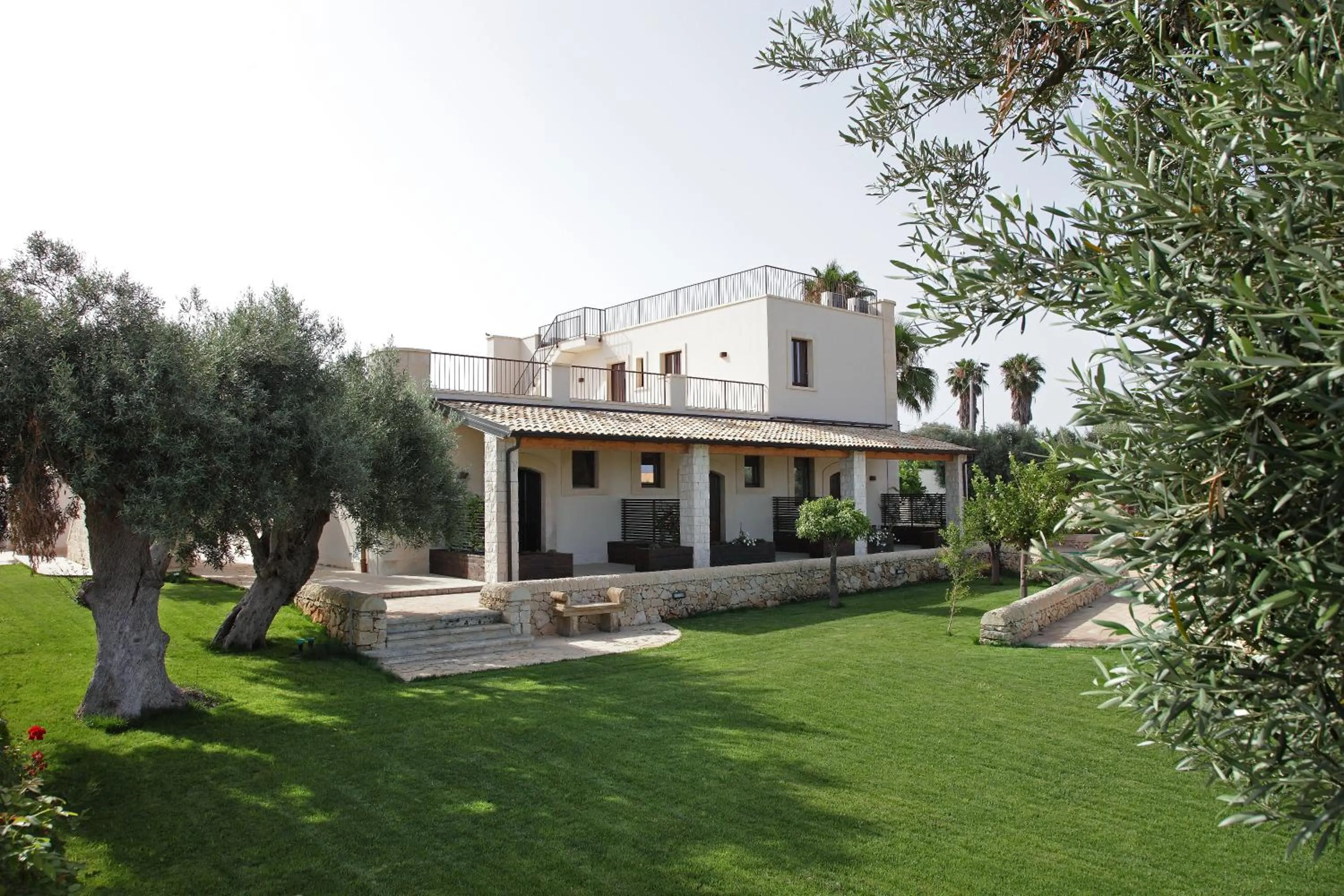 Property building in Casal Sikelio