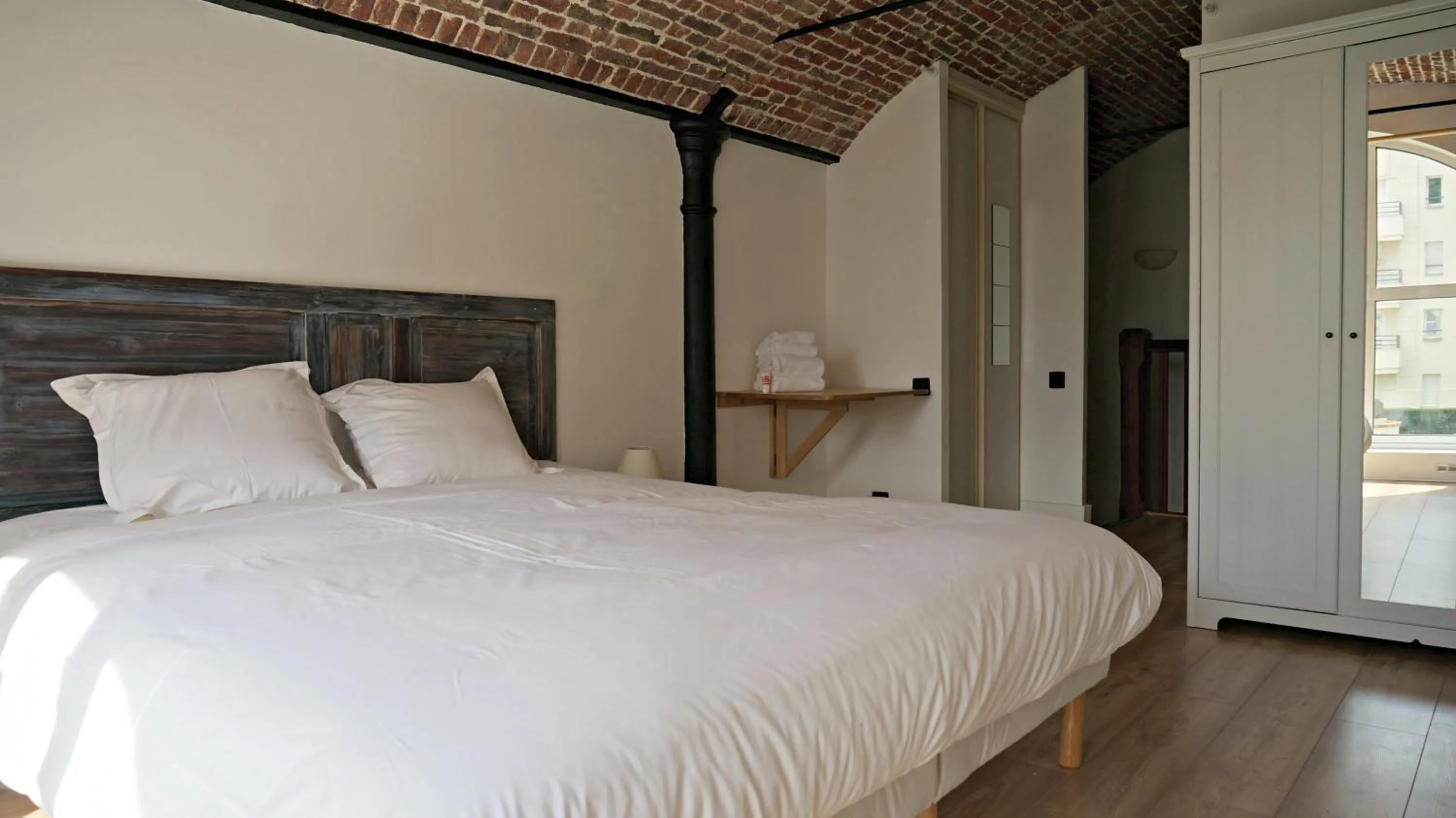Little Suite - Coline