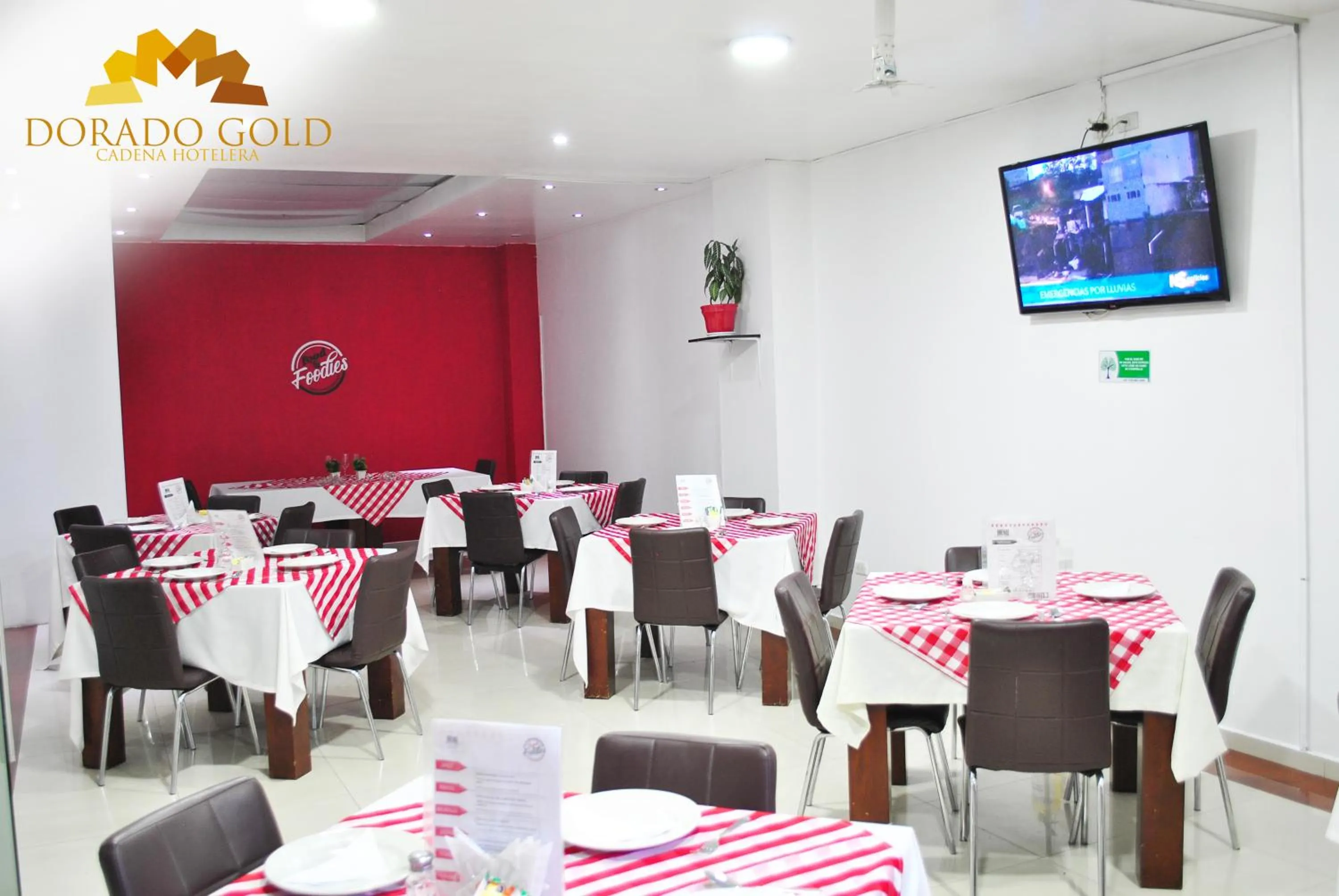 Restaurant/places to eat in Hotel Dorado Gold