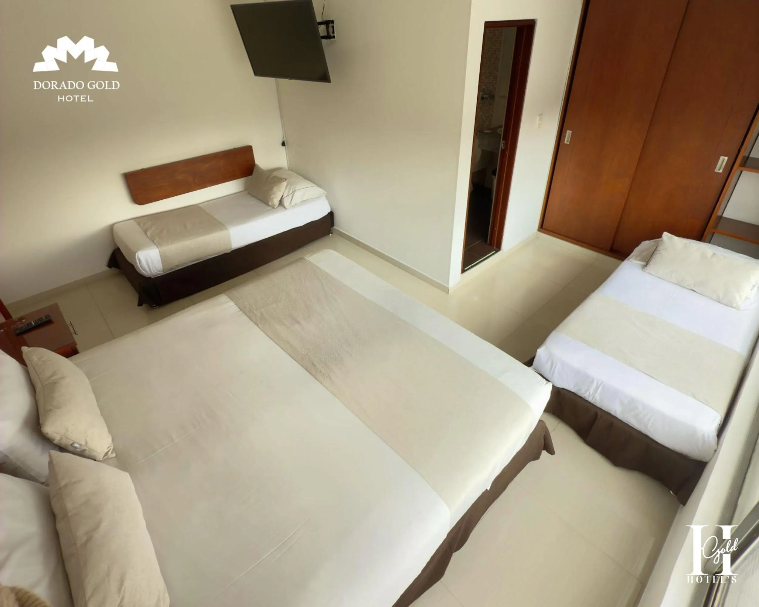 Bed in Hotel Dorado Gold