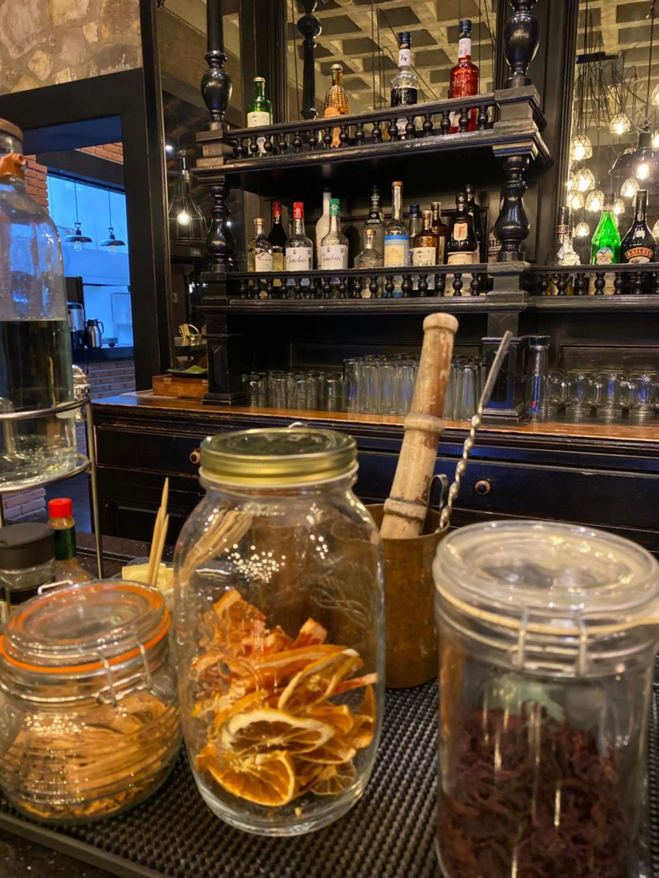 Lounge or bar in Hacienda Los Picachos