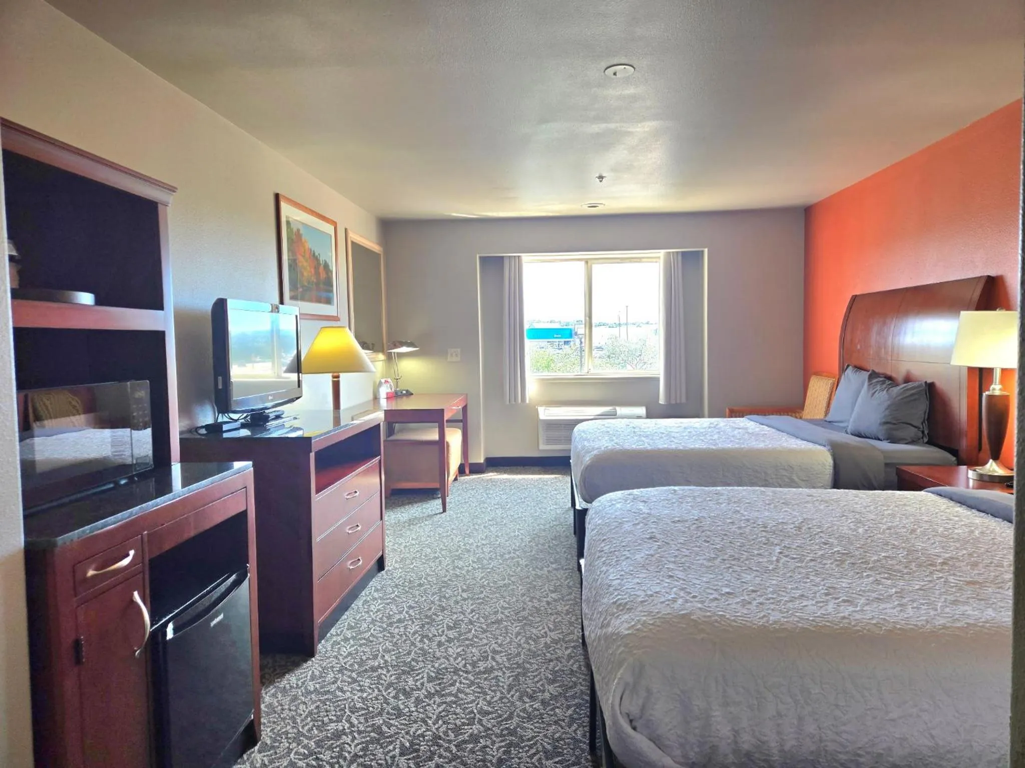 TV and multimedia, Bed in Olympia Inn