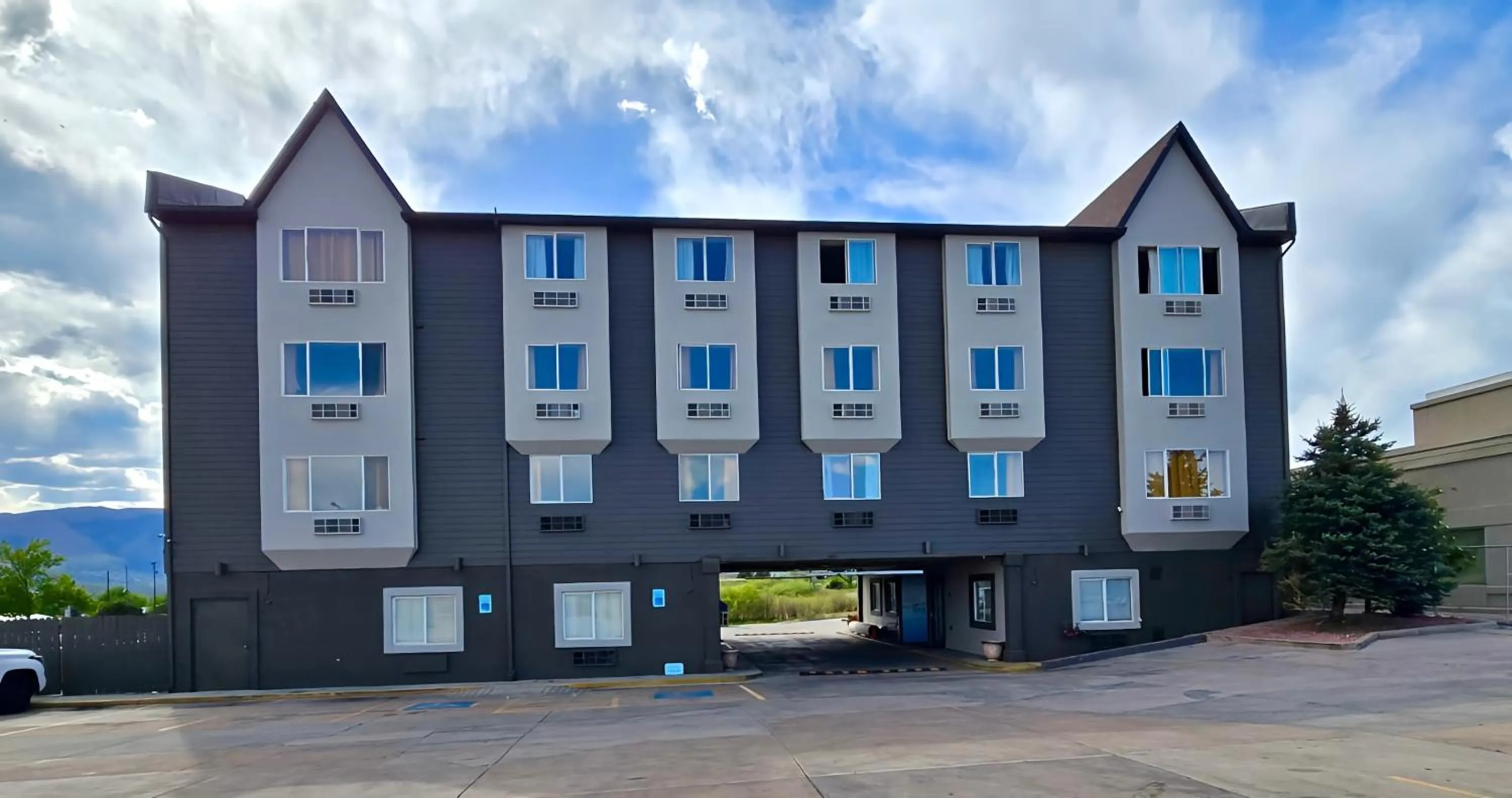 Property building in Days Inn by Wyndham Colorado Springs Air Force Academy