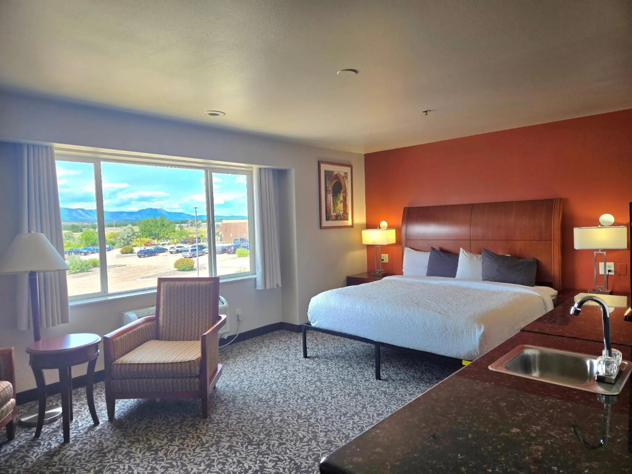 Bedroom, Bed in Olympia Inn