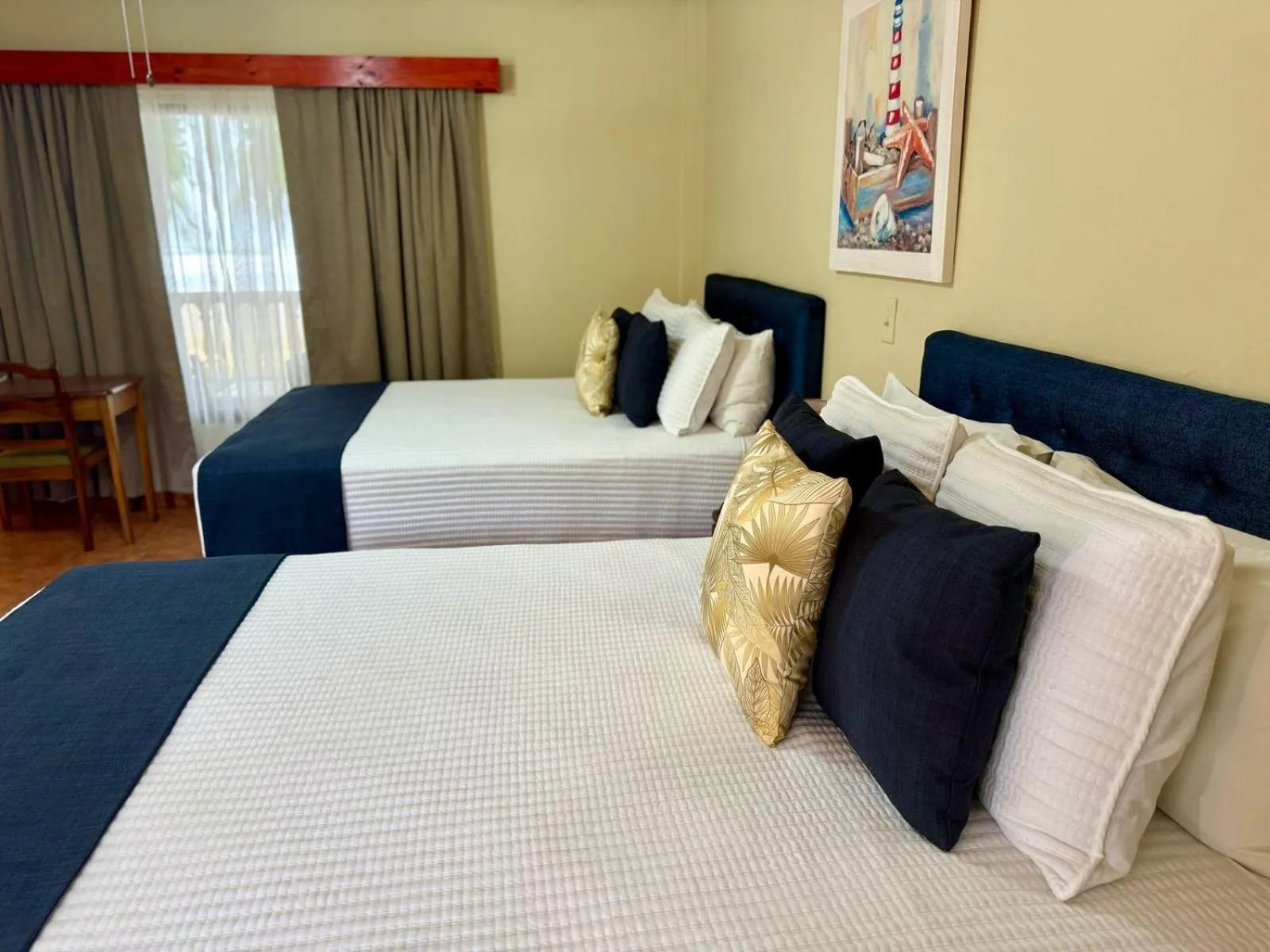 Bed in Hotel Delfin Playa Bejuco