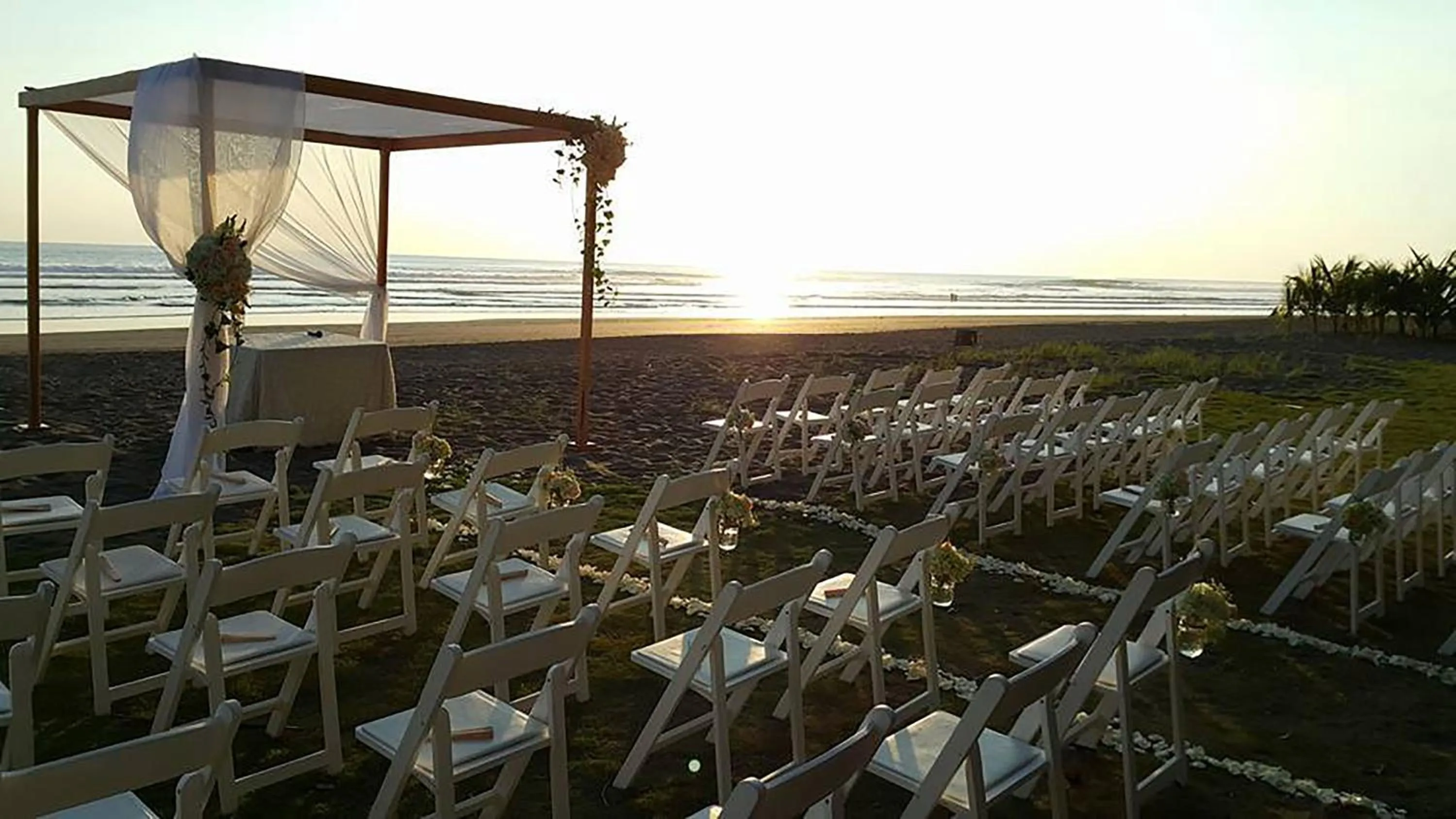 Banquet/Function facilities in Hotel Delfin Playa Bejuco