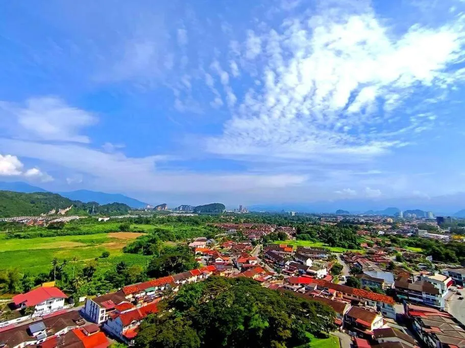 Natural landscape in The Horizon Ipoh Dual L13 by Grab A Stay