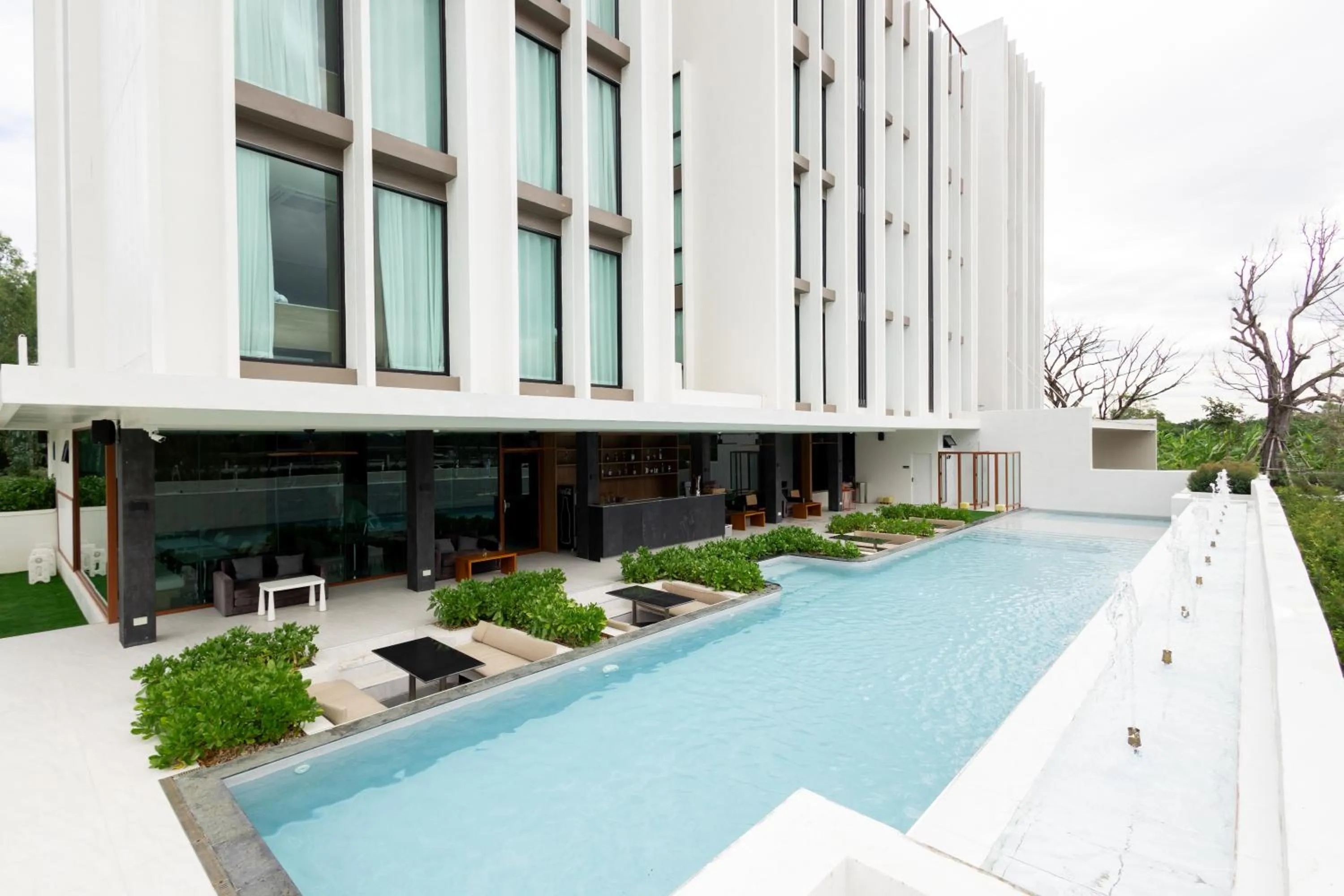 Swimming pool in GOOD Nakhonsawan Hotel
