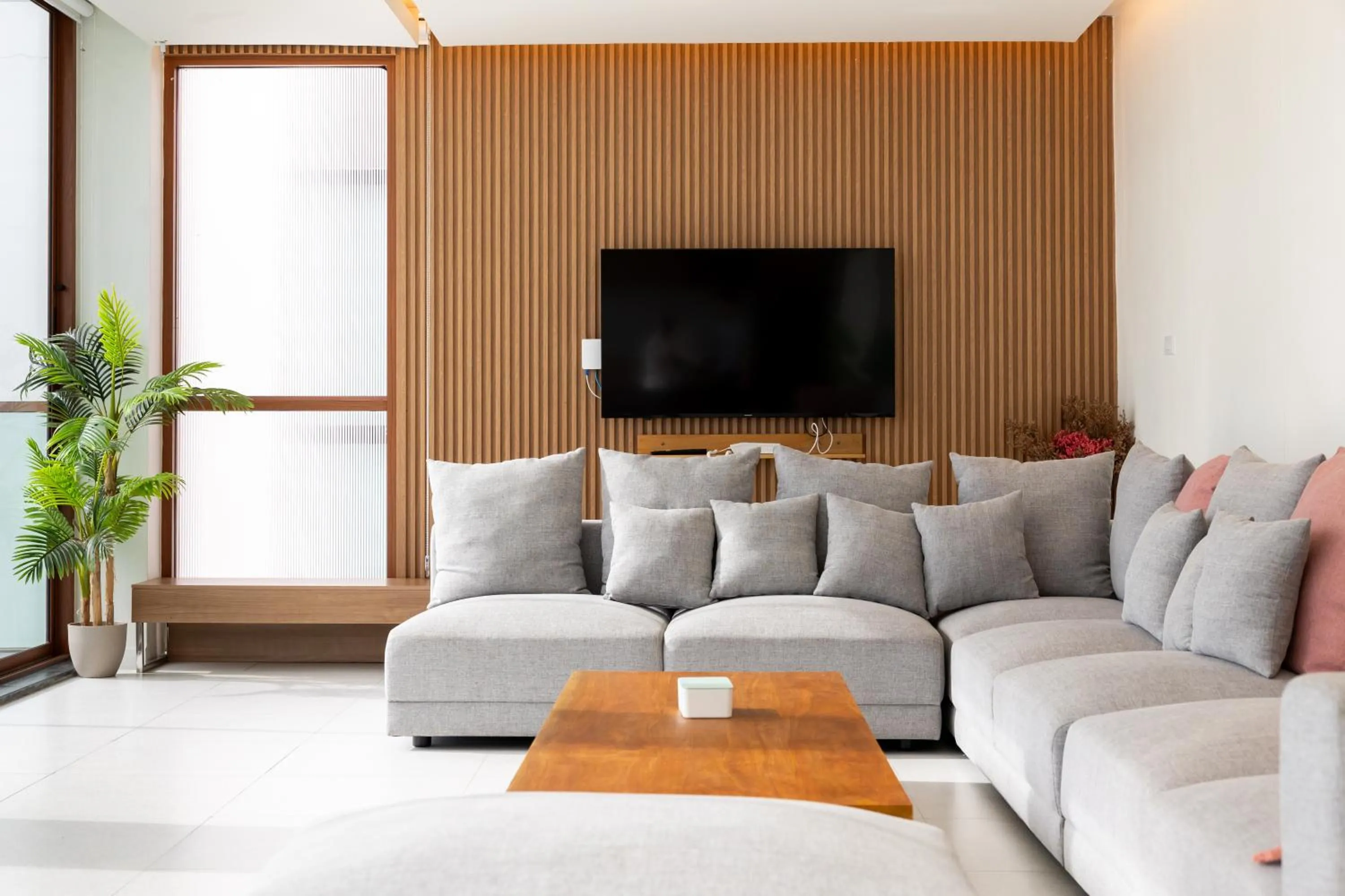 TV and multimedia in GOOD Nakhonsawan Hotel