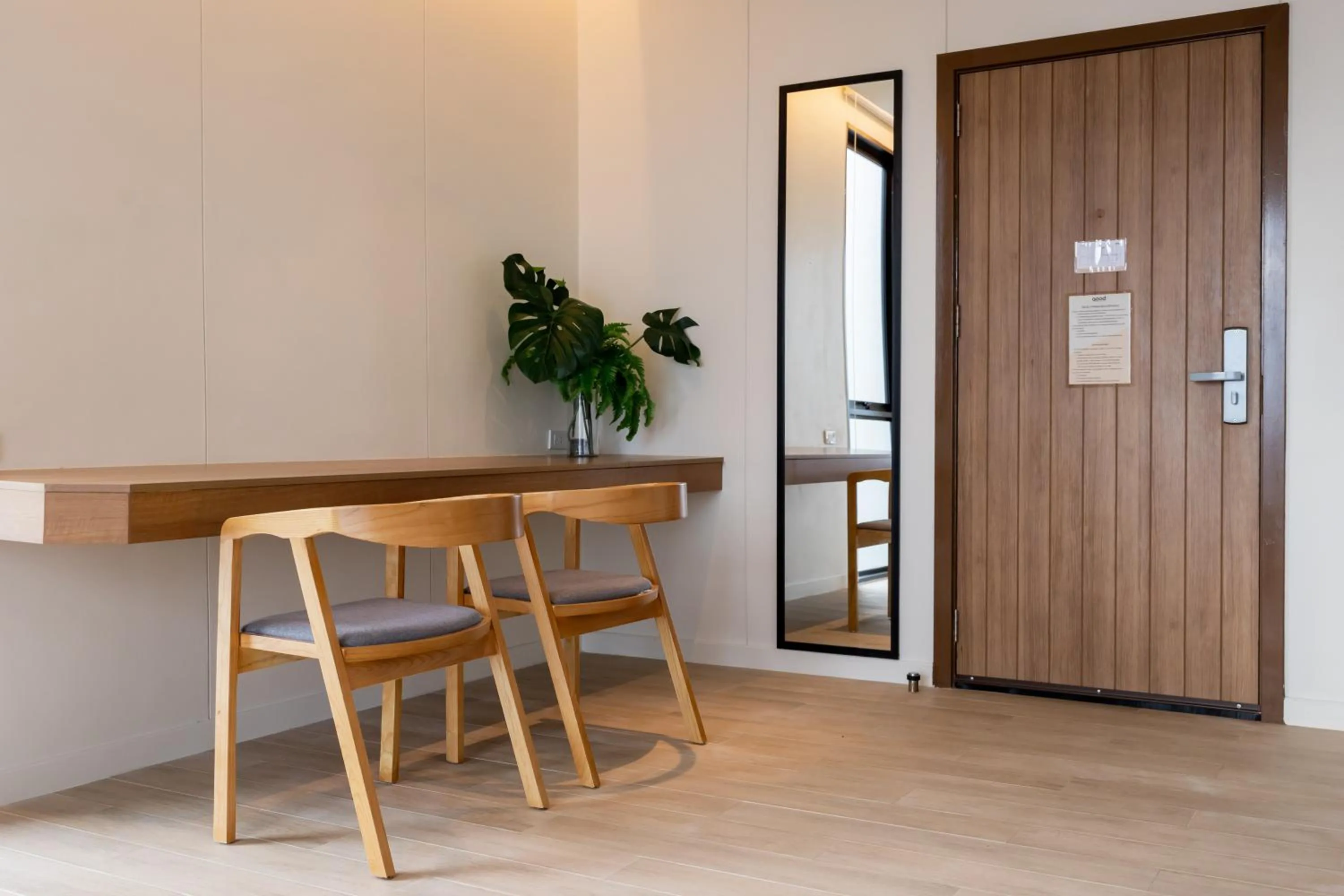 Seating area in GOOD Nakhonsawan Hotel