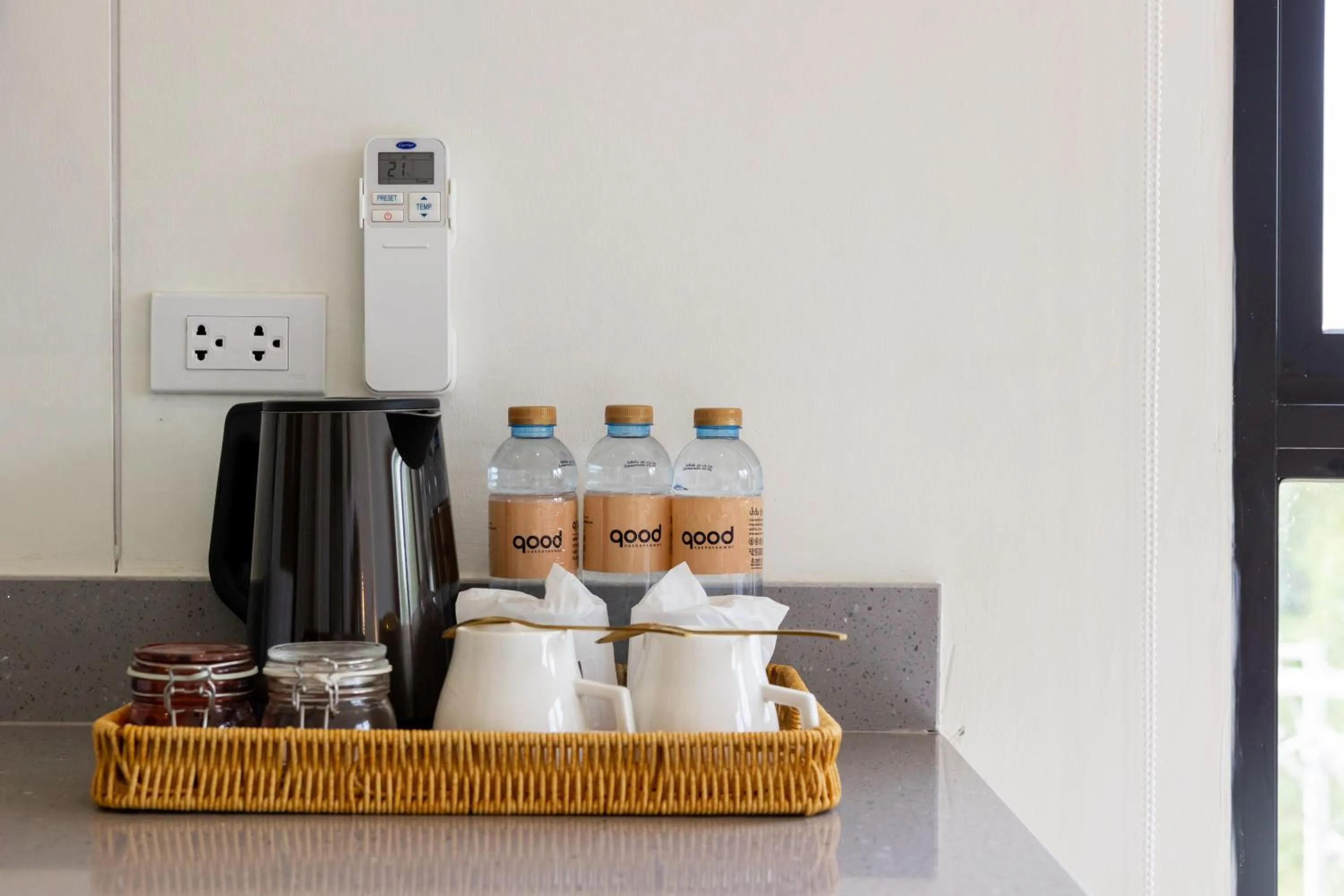 Coffee/tea facilities in GOOD Nakhonsawan Hotel