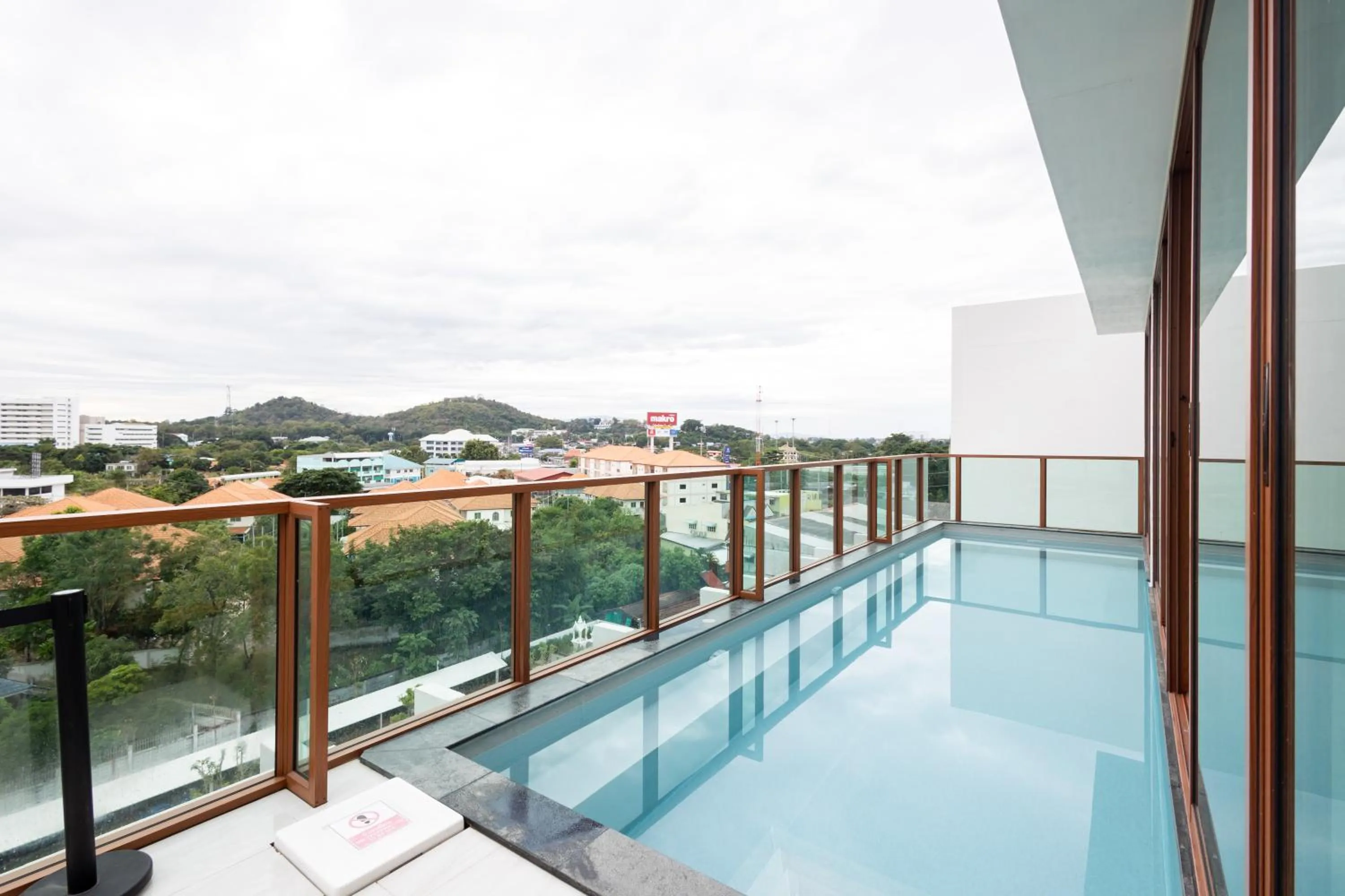 Day in GOOD Nakhonsawan Hotel