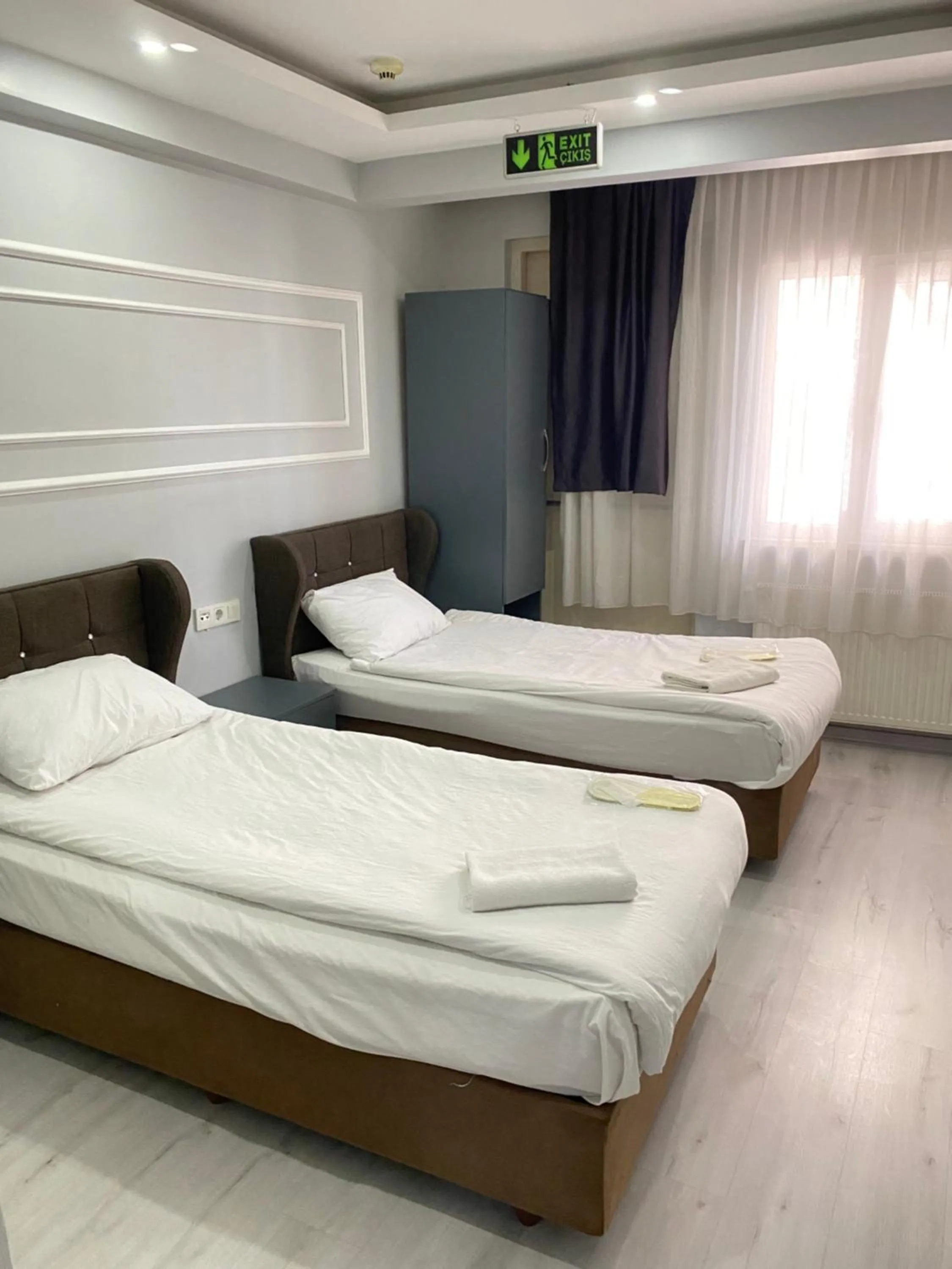 Photo of the whole room, Bed in Abam Hotel