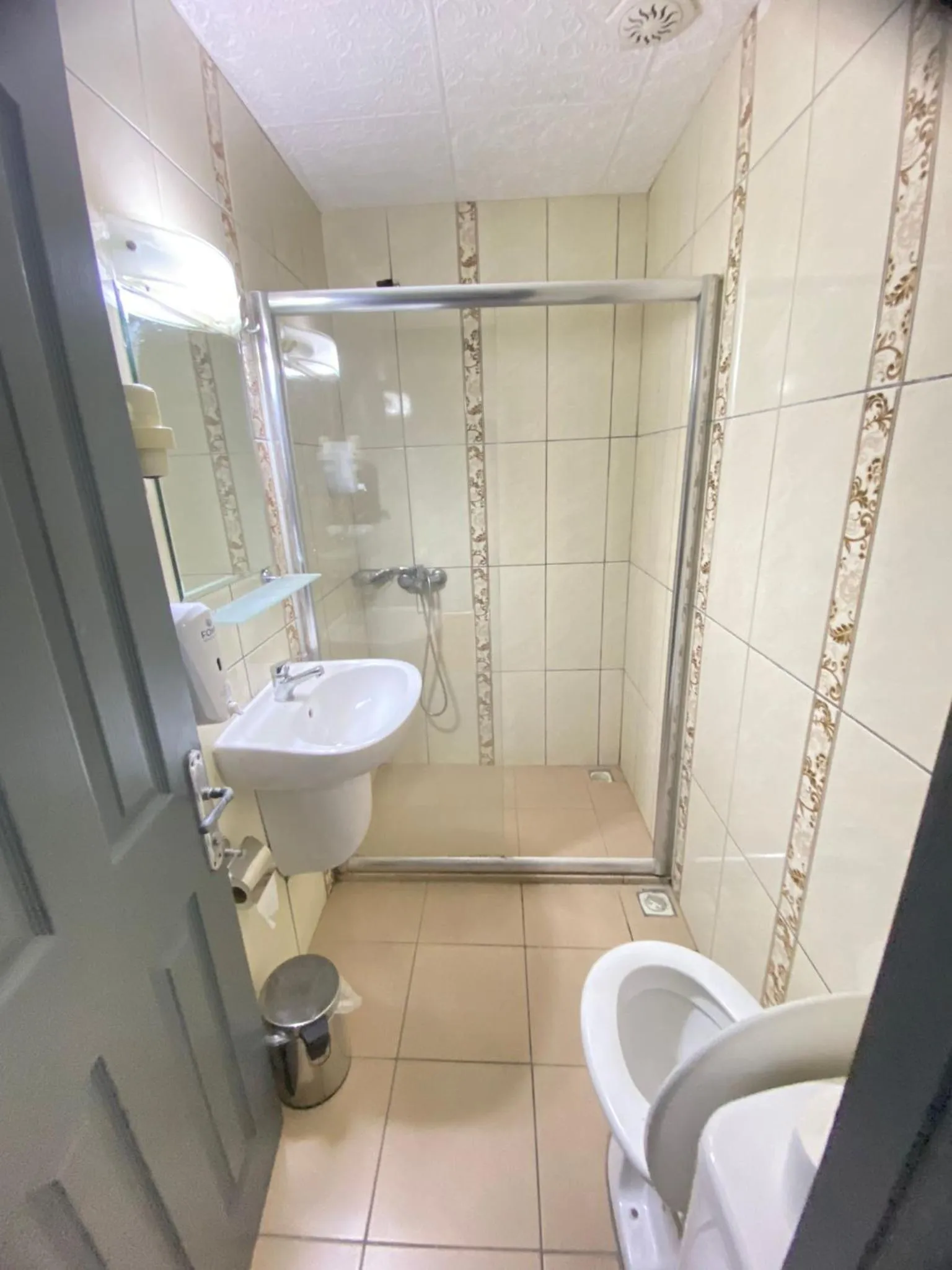 Bathroom in Abam Hotel