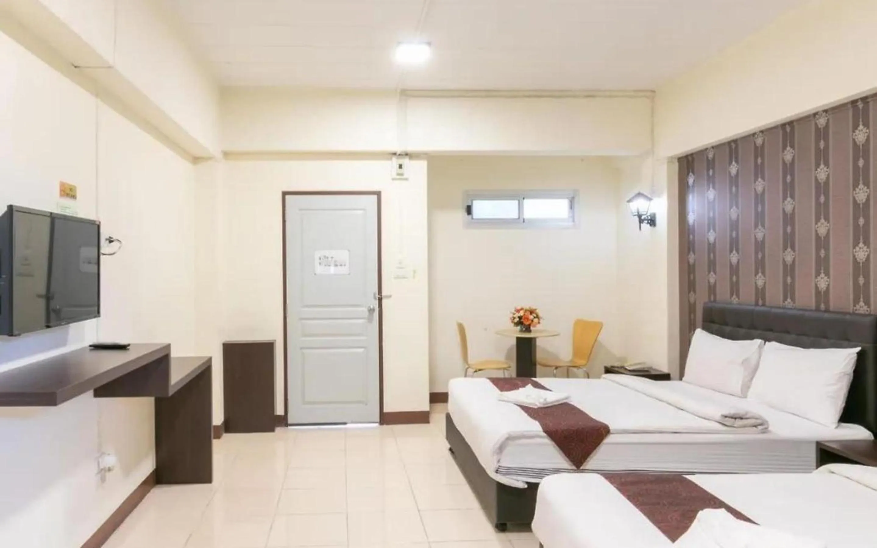 Bedroom, Bed in B9 Airport Resident