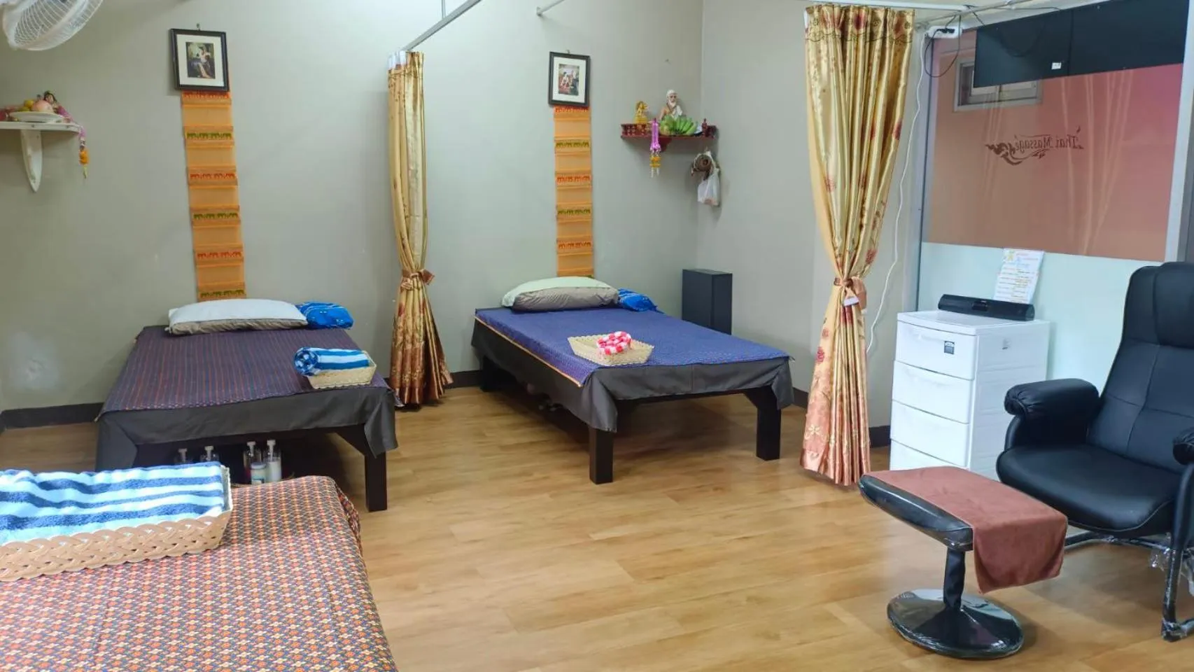 Spa and wellness centre/facilities, Bed in B9 Airport Resident