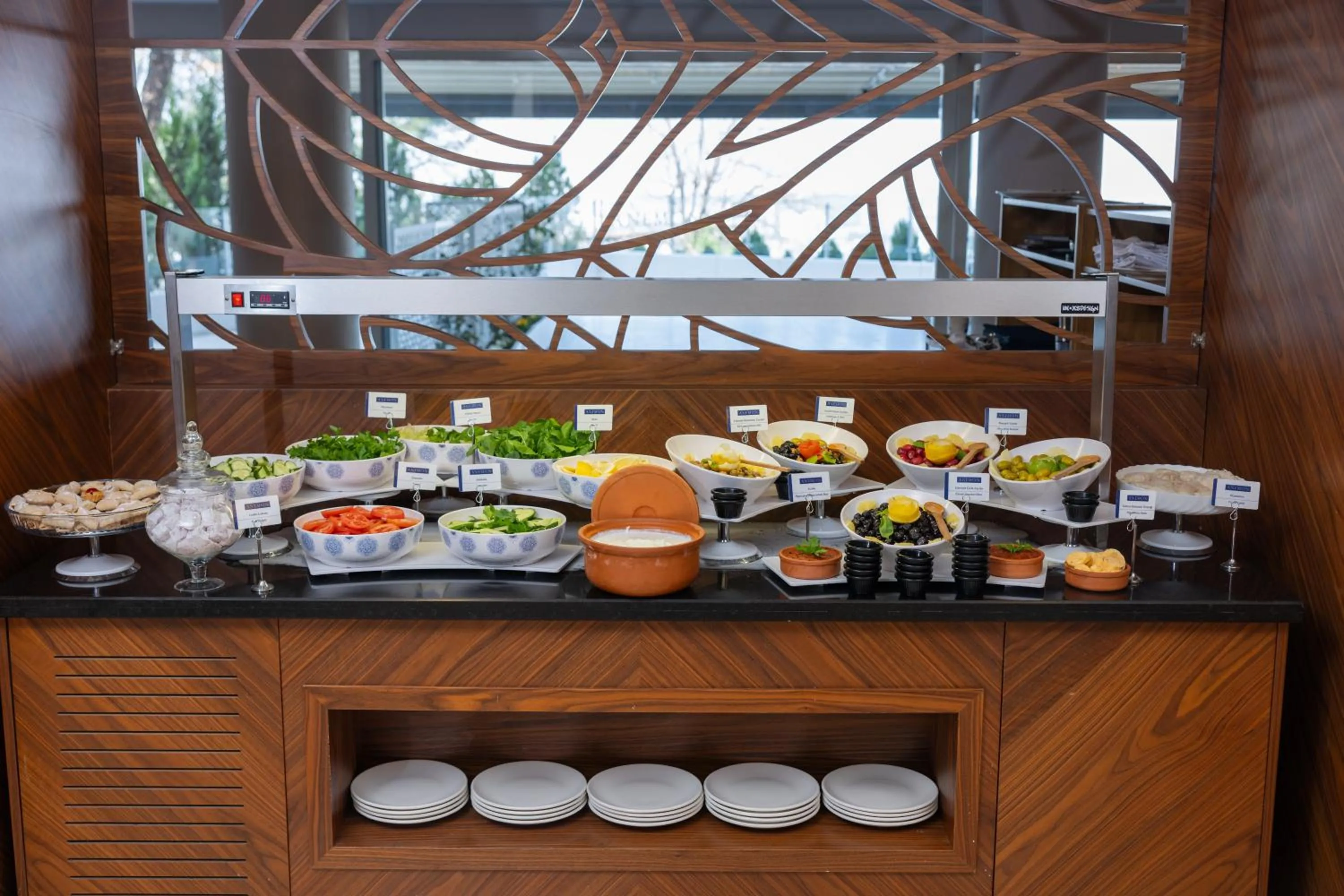 Buffet breakfast in Anemon Bursa Otel