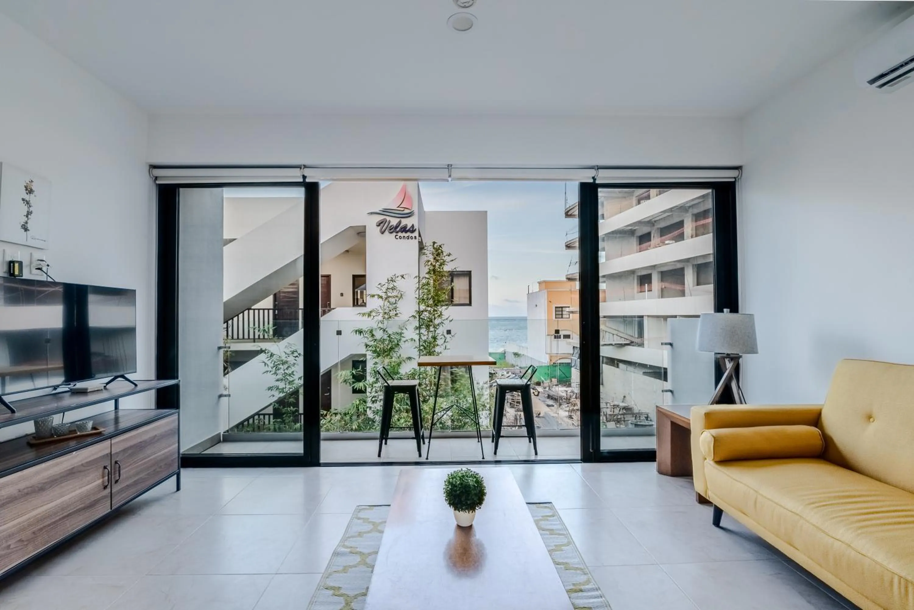 TV and multimedia in Vela's Condos Ocean Front