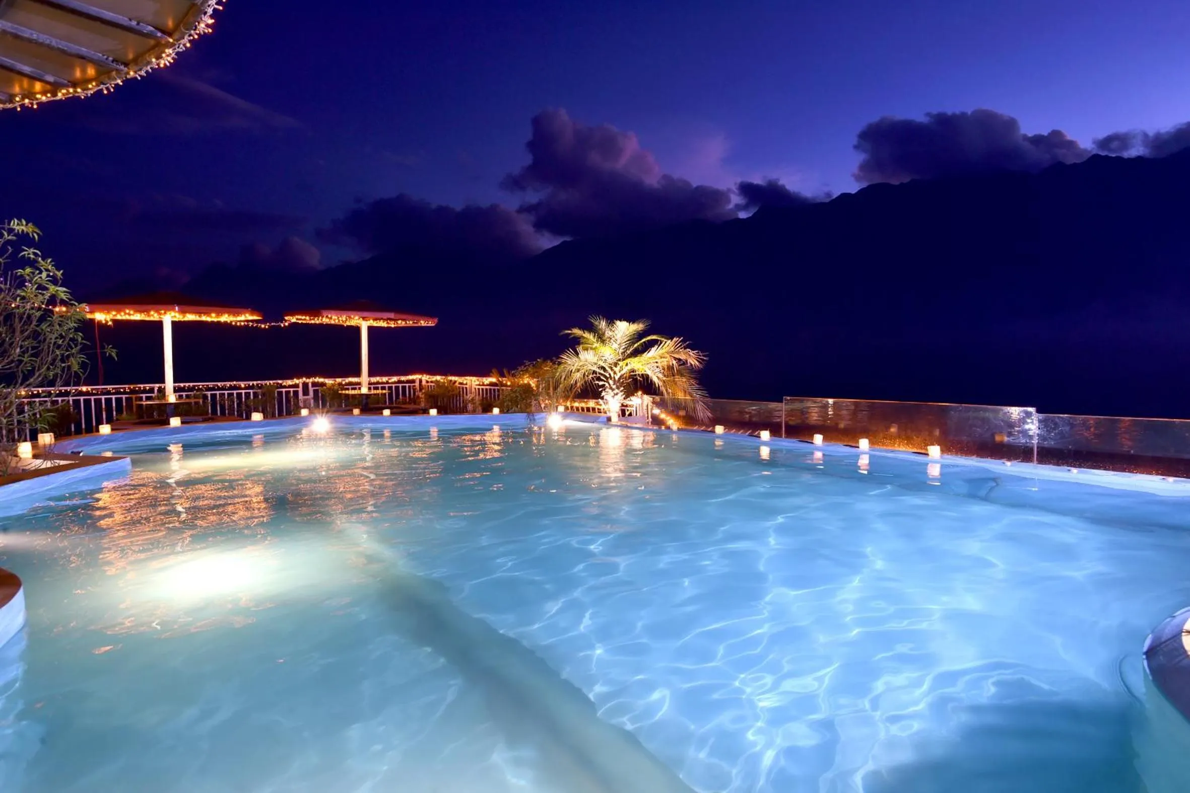 Swimming pool in Sapa Nature View Hotel