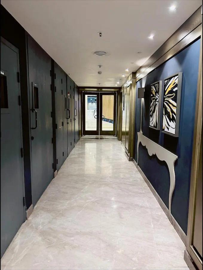 Country Inn & Suites Lucknow Gomti Nagar