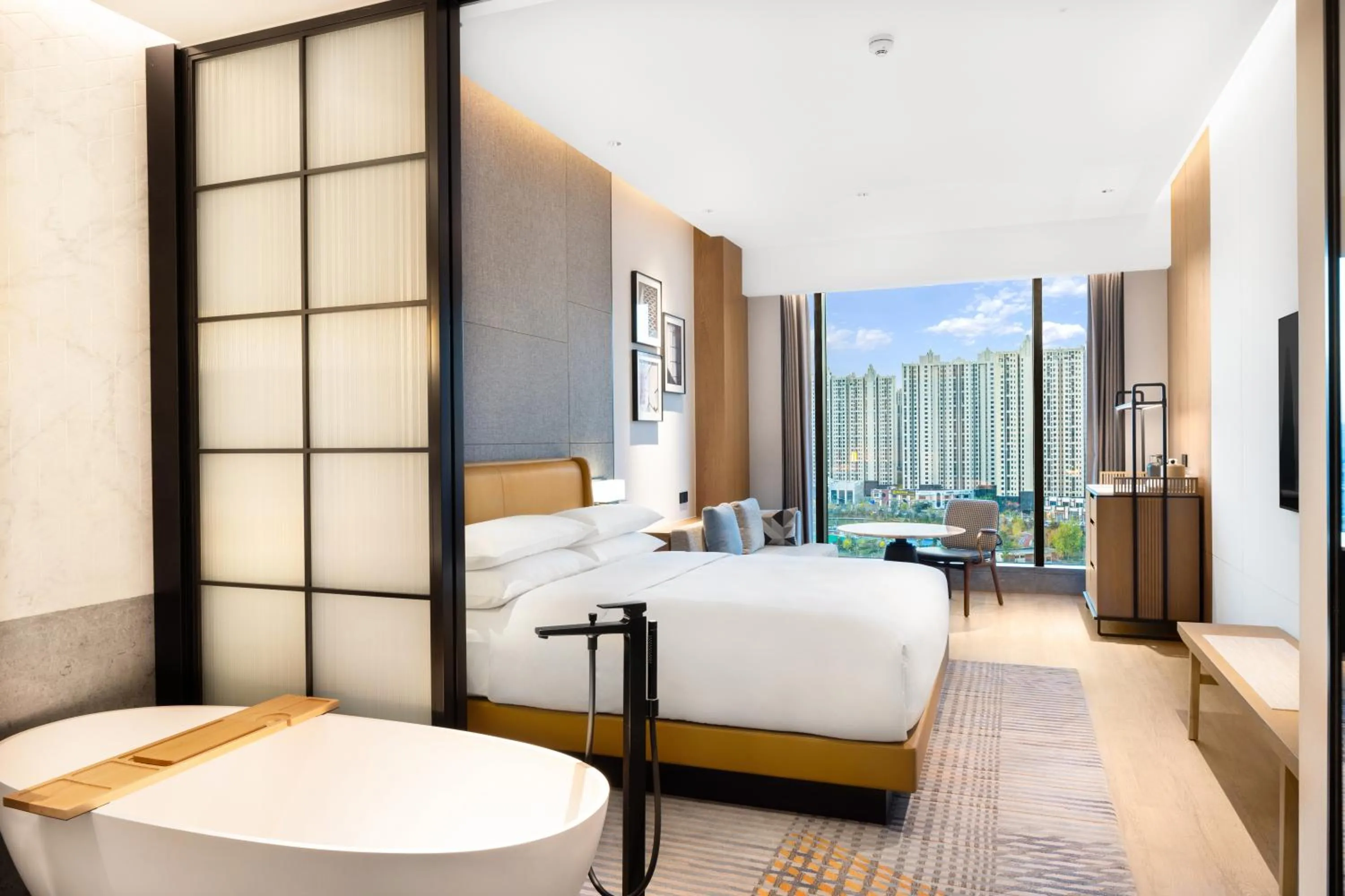 Bedroom, Bed in Sheraton Taiyuan