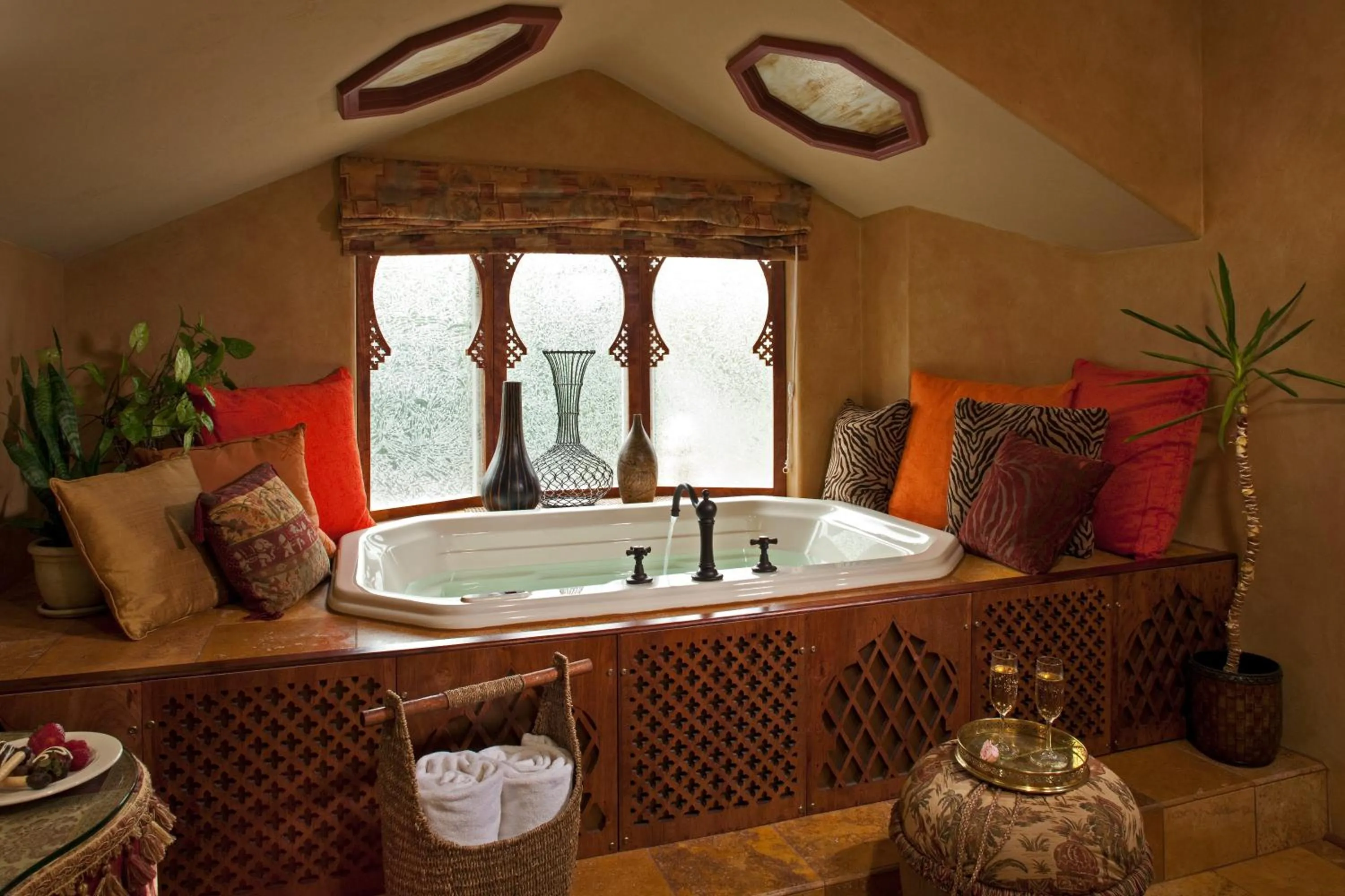 Bedroom in Old Rittenhouse Inn