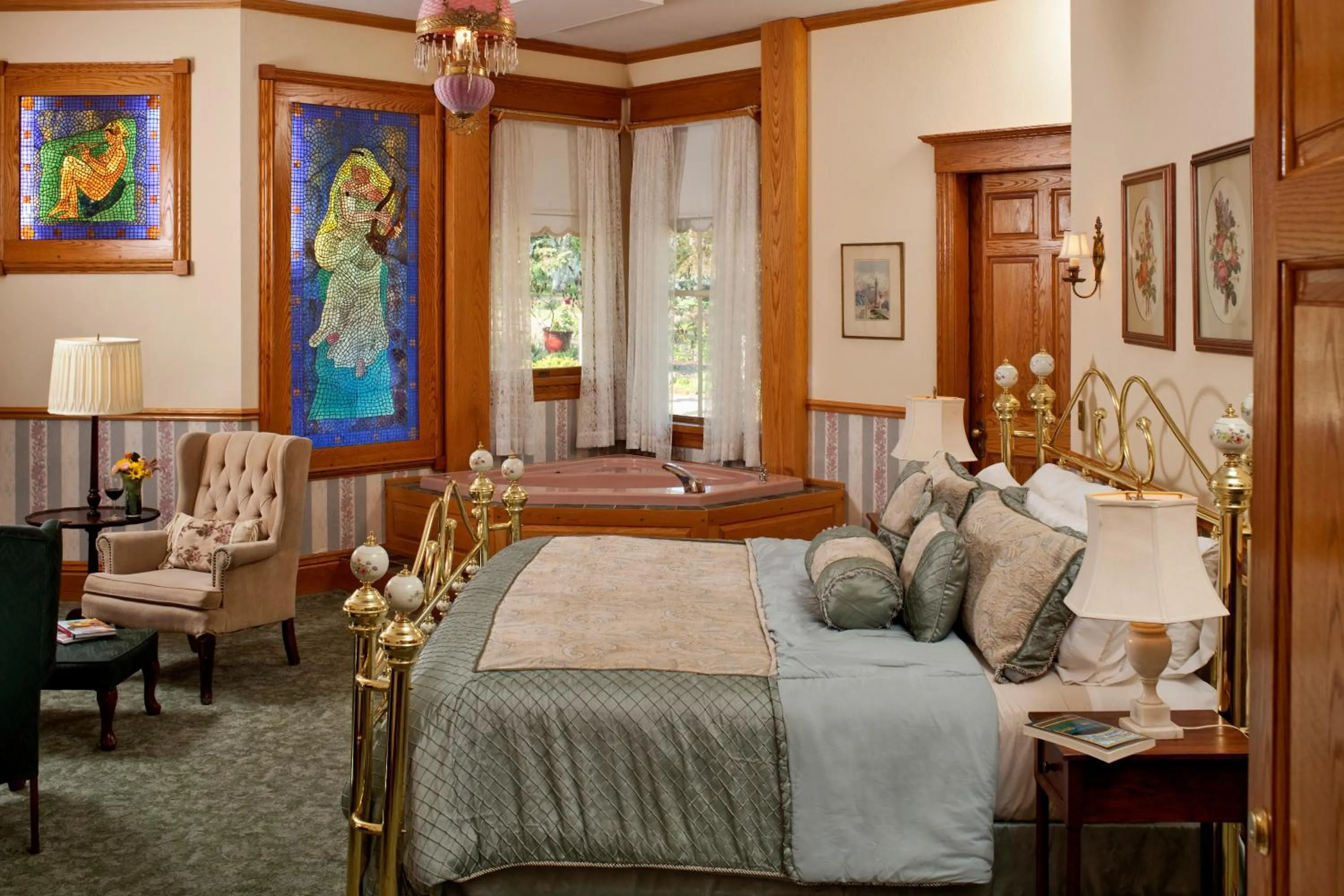 Bedroom in Old Rittenhouse Inn