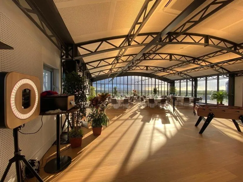 Banquet/Function facilities in Dali Hôtel Montauban