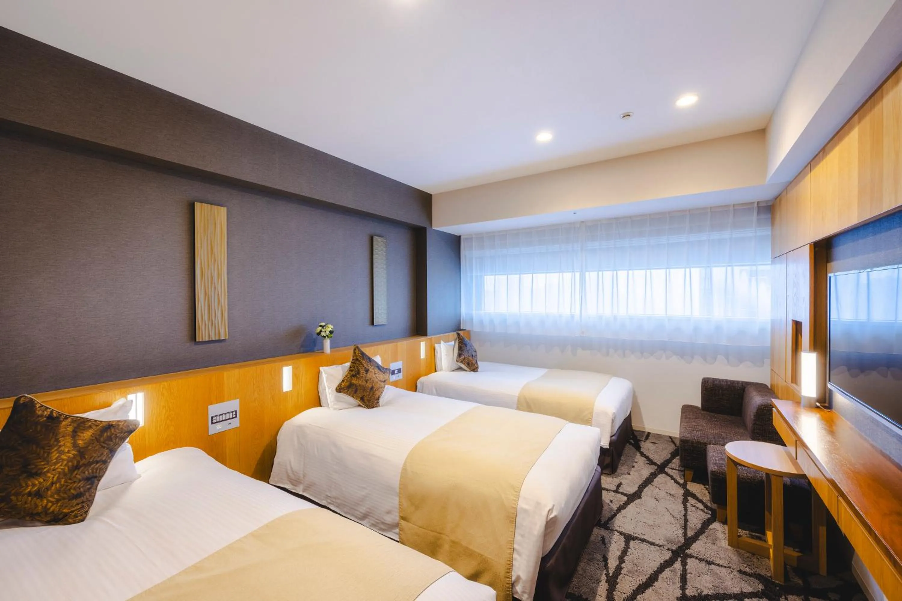 Photo of the whole room, Bed in Hotel Gracery Shinjuku