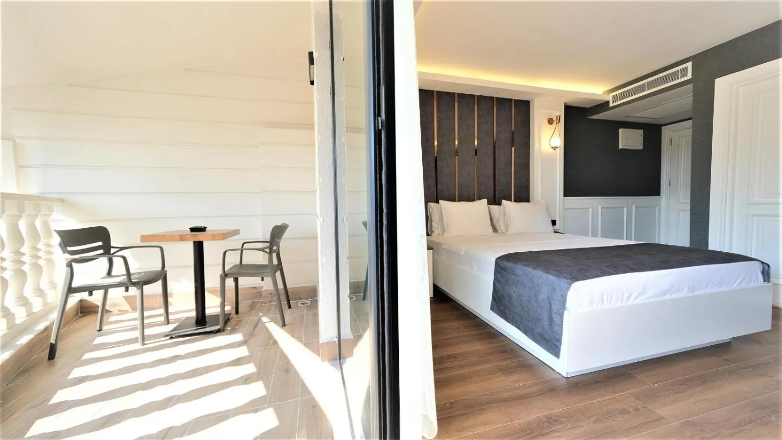 Balcony/Terrace, Bed in Mai İnci Otel