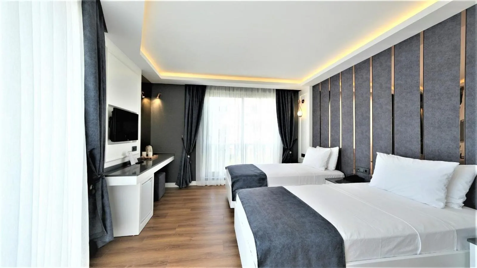 Photo of the whole room, Bed in Mai İnci Otel