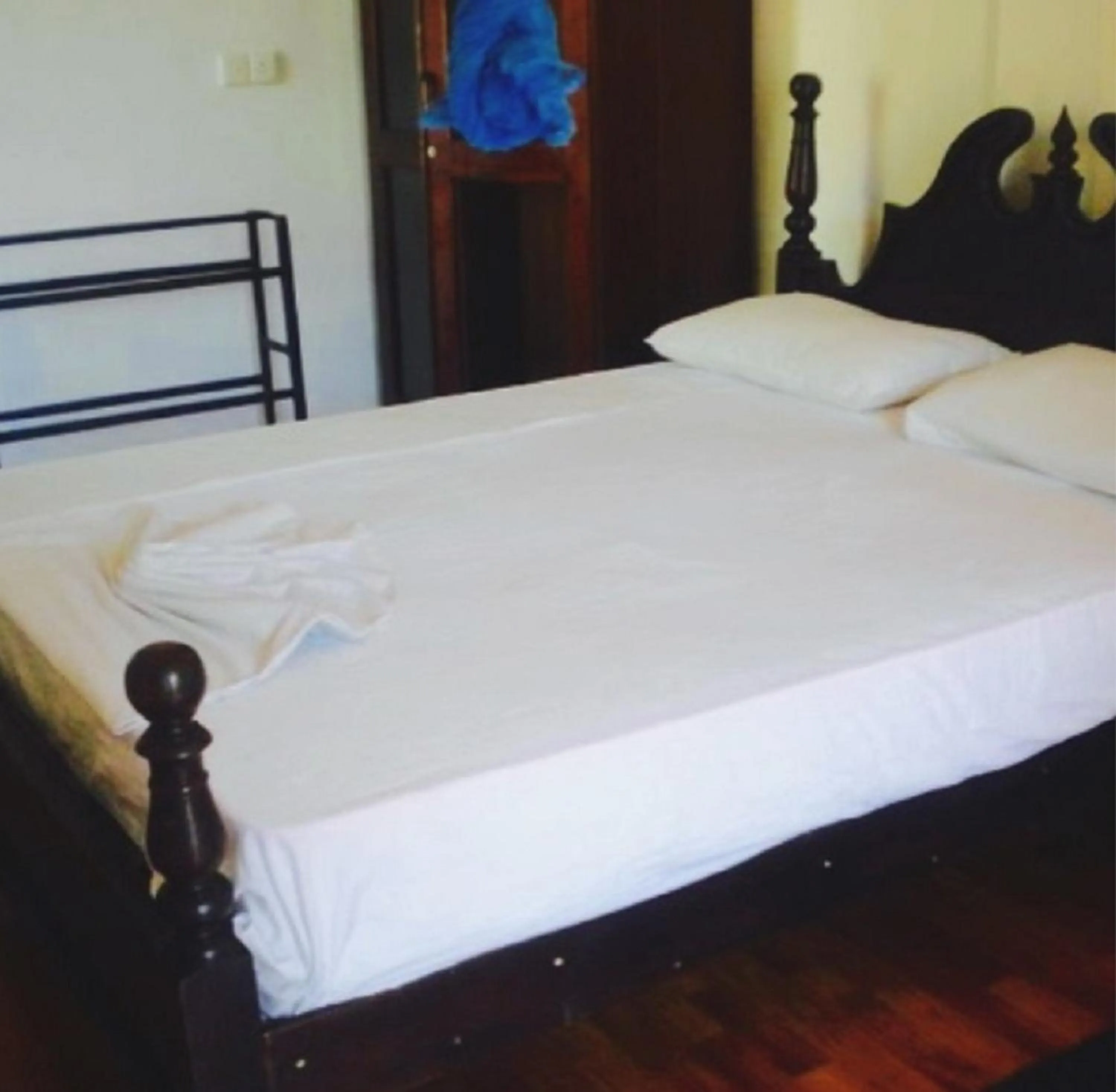 Bedroom, Bed in Casalanka Hotel