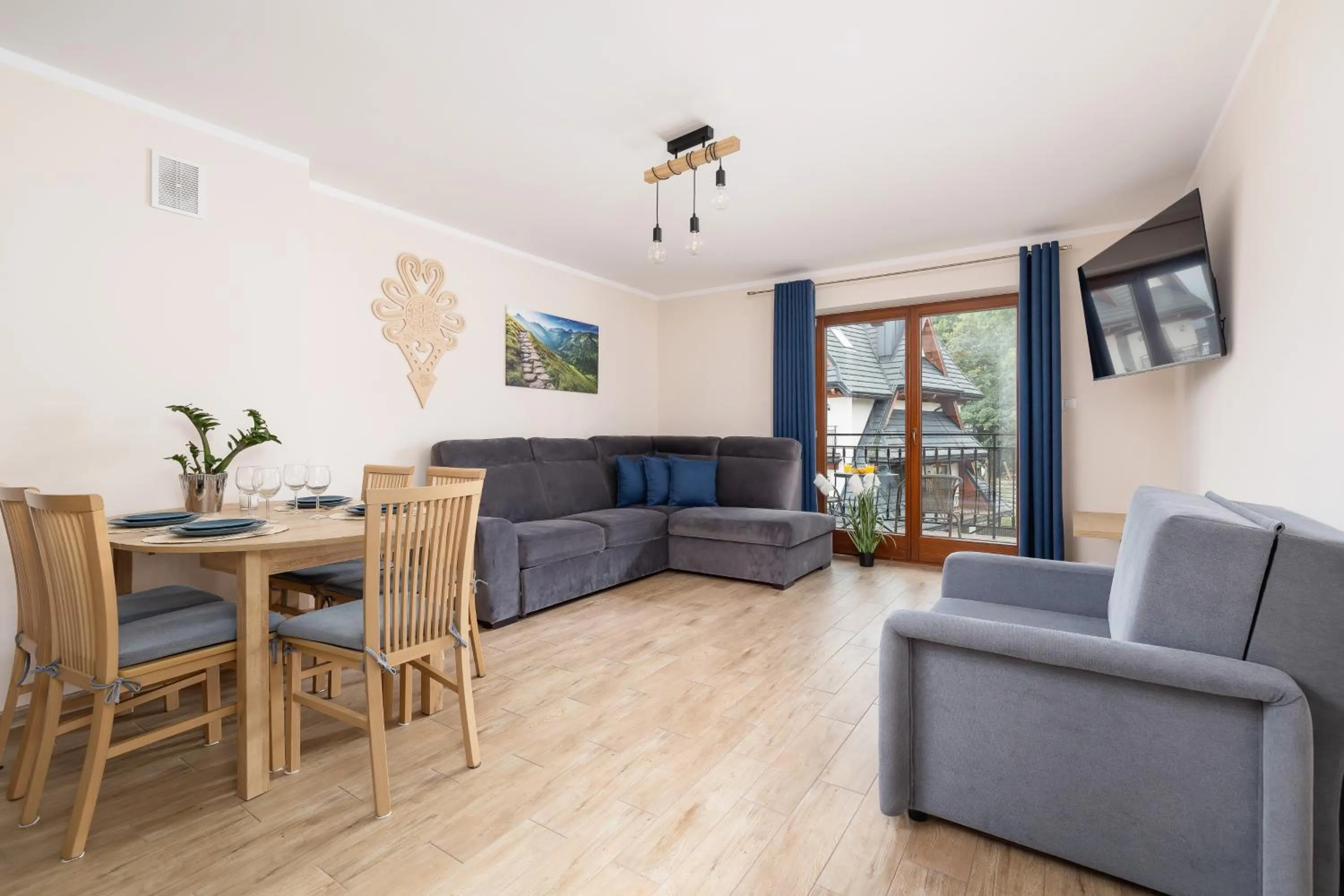 Living room in Salwatoriańska Apartments Mountain View Zakopane by Noclegi Renters