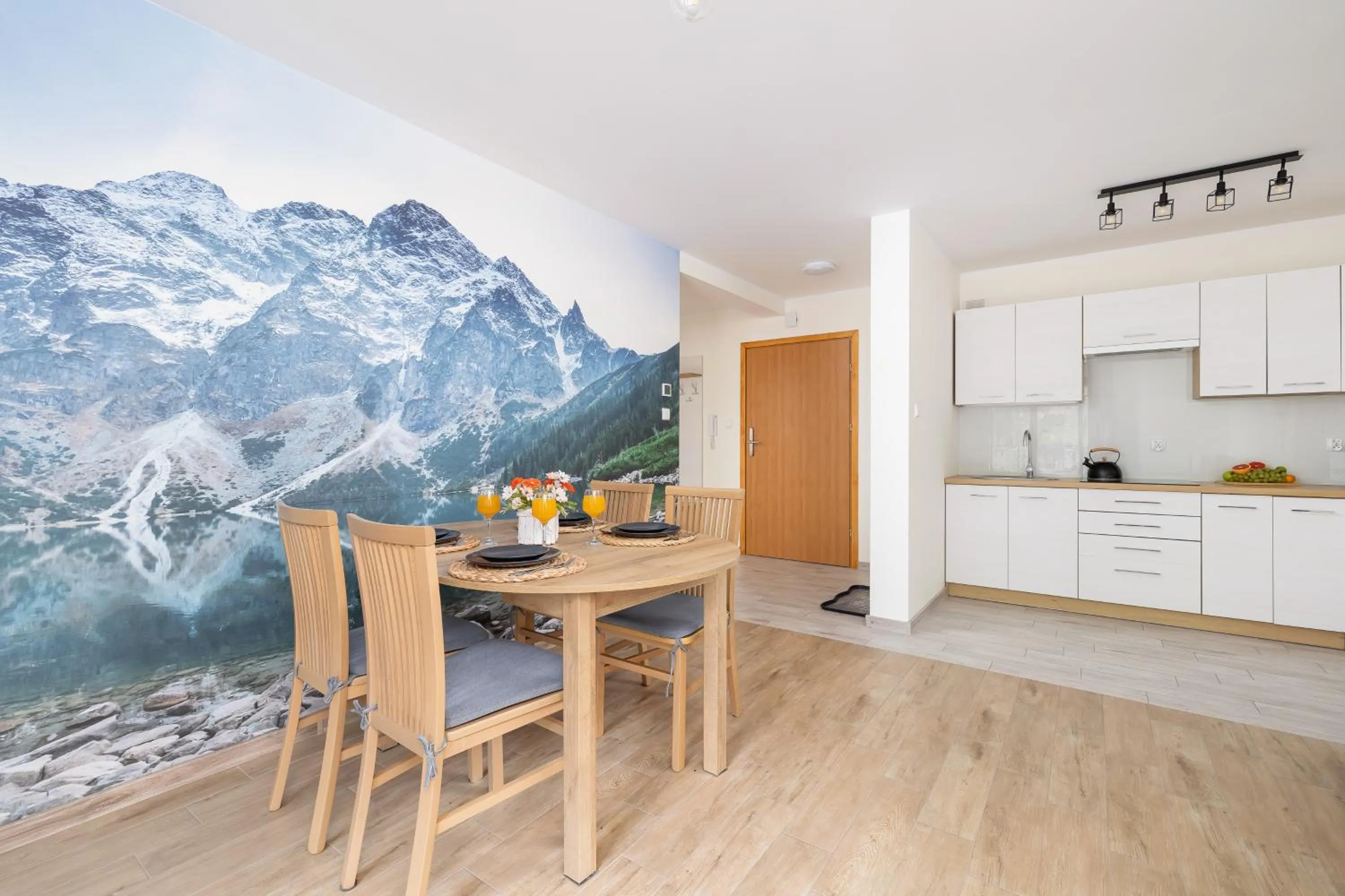 Kitchen or kitchenette in Salwatoriańska Apartments Mountain View Zakopane by Noclegi Renters